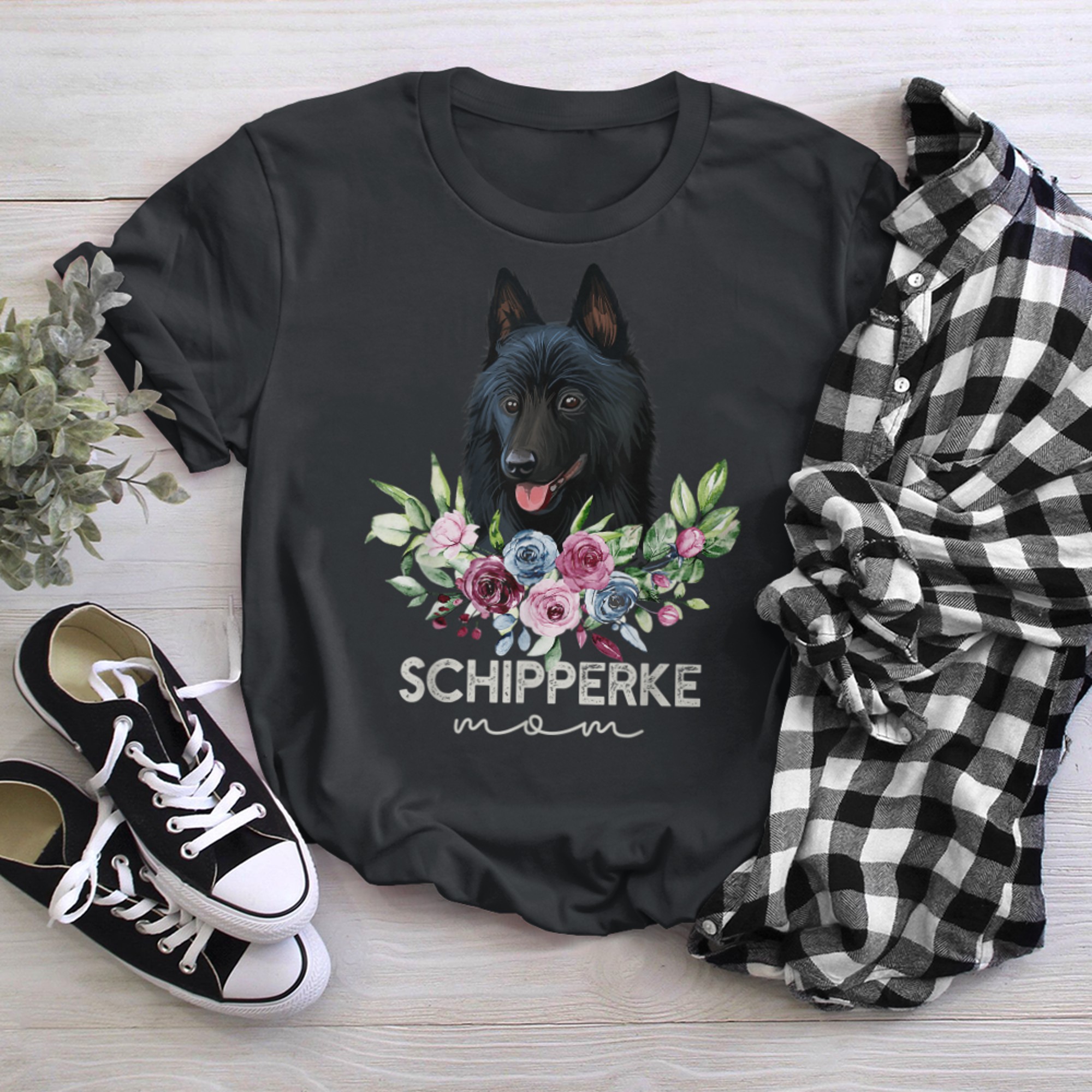 Schipperkes Dog Mom t-shirt black