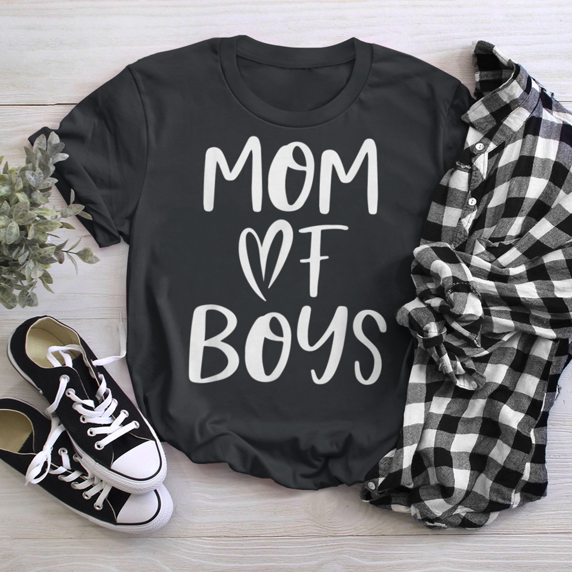 Mom Of for - Cute White Heart Design t-shirt black