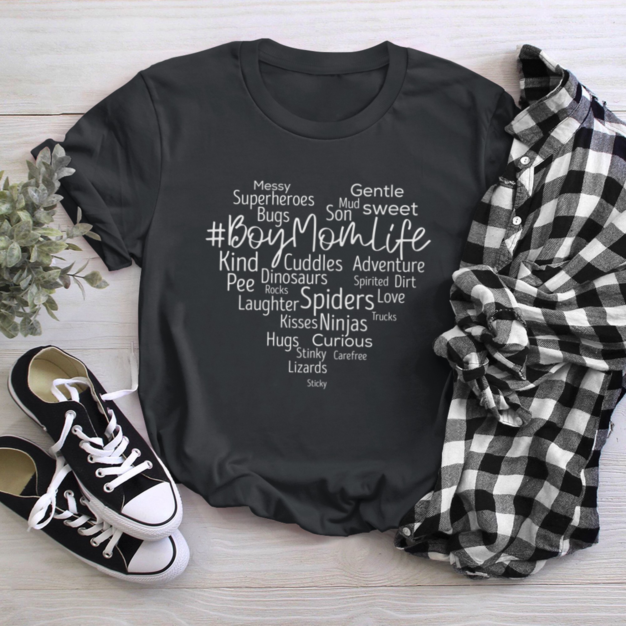 Mom of Funny #BoyMomLife Mom Life t-shirt black