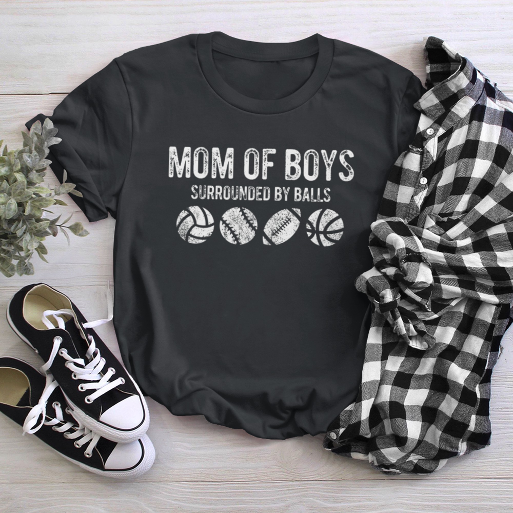 Mom Of Surrounded By Balls (3) t-shirt black