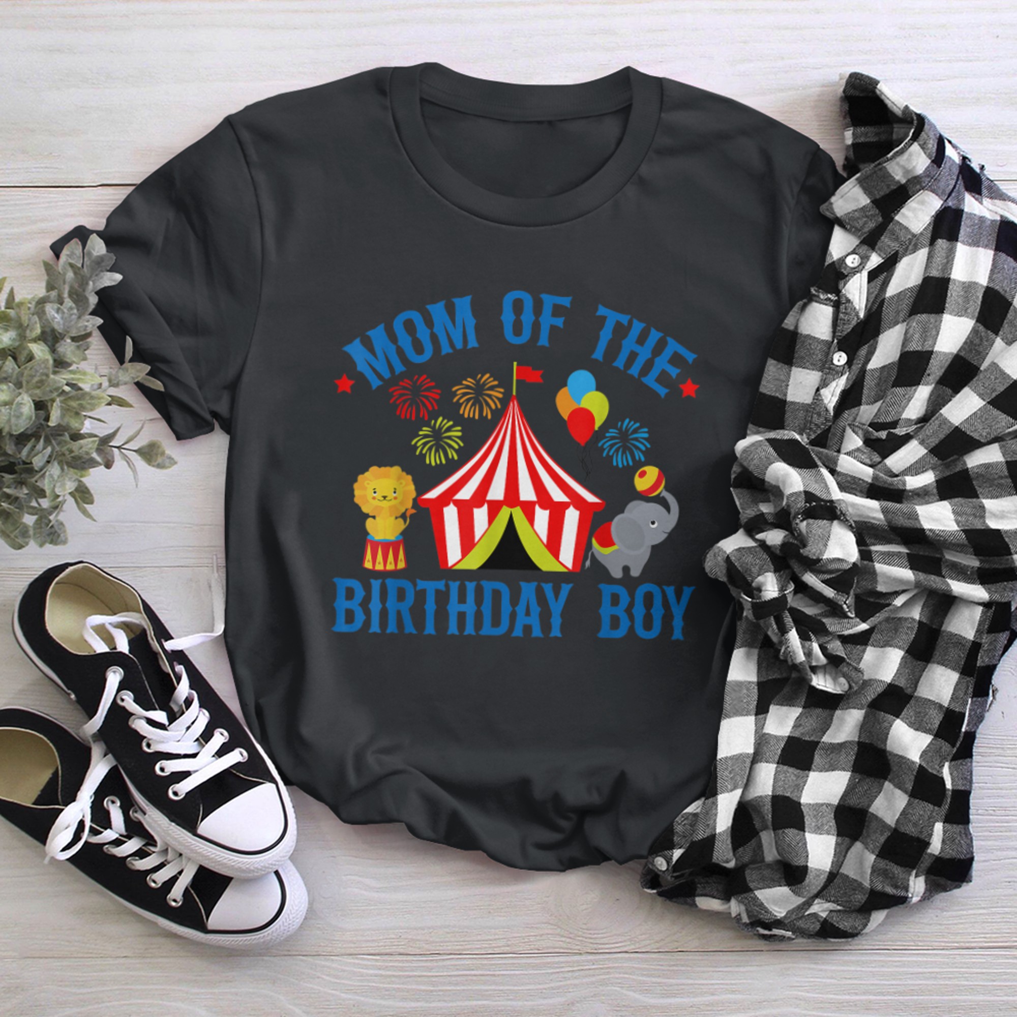 Mom of the Birthday circus carnival Birthday Party t-shirt black