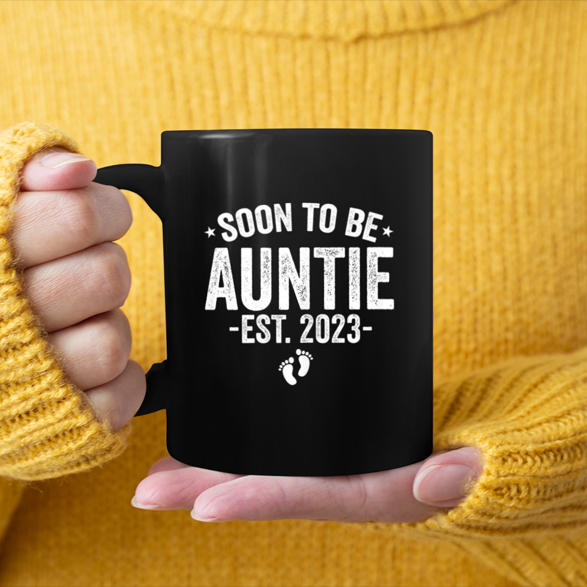 Womens Soon To Be Auntie Auntie Pregnancy Announcement Auntie mug black