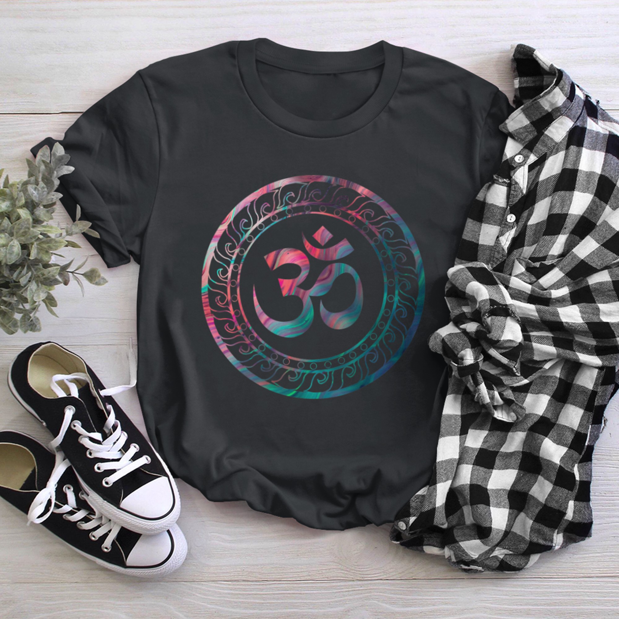 Om Ohm Aum Buddhism Symbol Yoga Sanskrit (1) t-shirt black