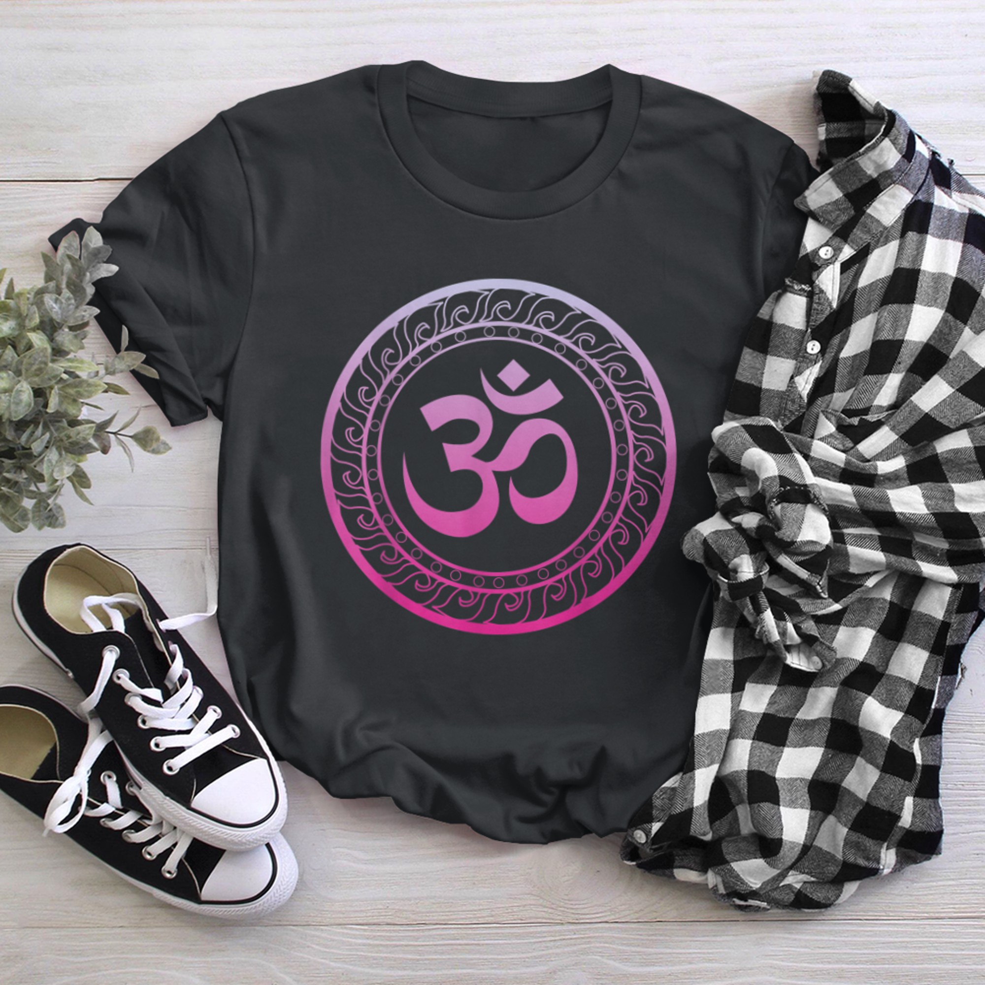 Om Ohm Aum Buddhism Symbol Yoga Sanskrit (3) t-shirt black