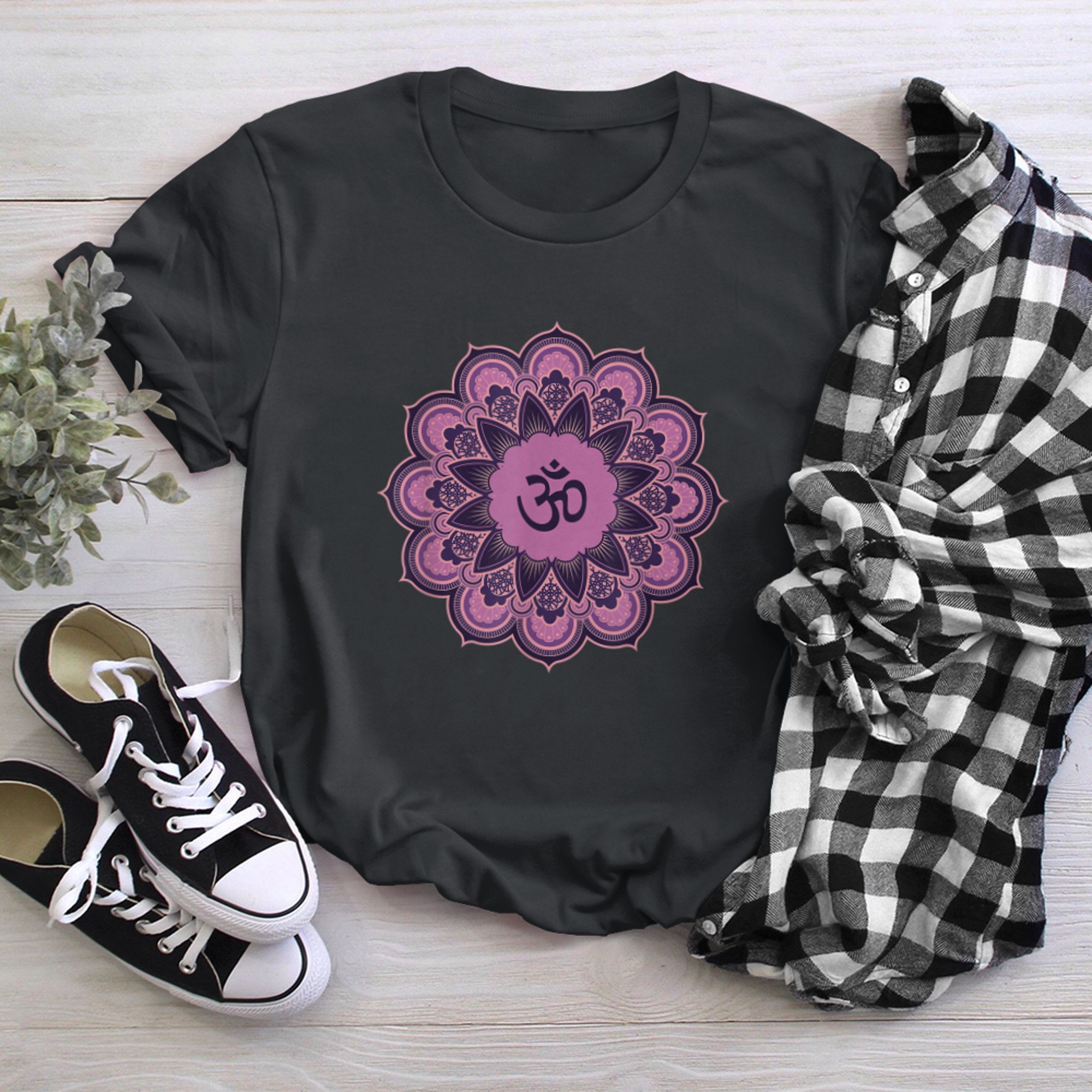 Om Ohm Aum Symbol Mandala Spiritual Yoga (16) t-shirt black