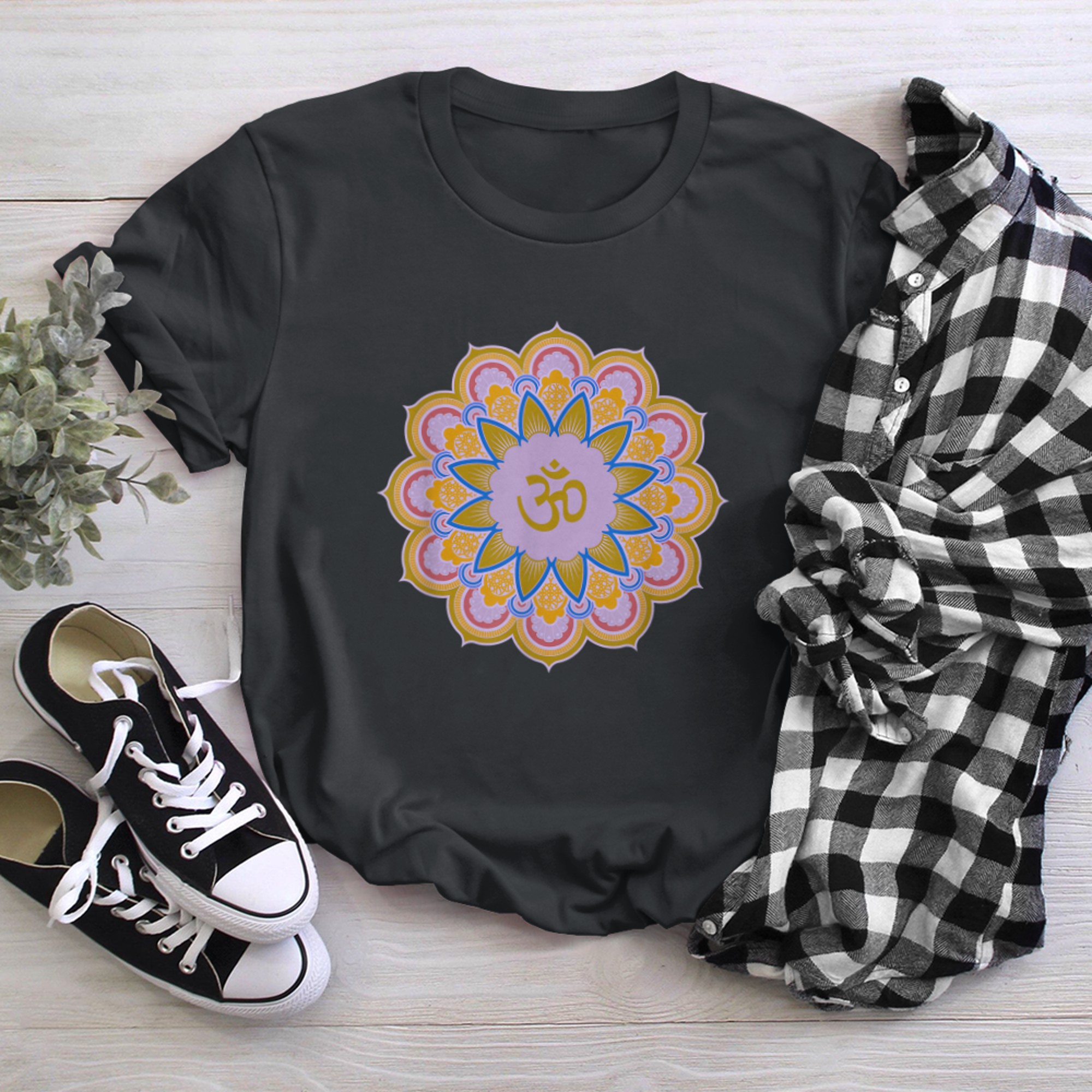 Om Ohm Aum Symbol Mandala Spiritual Yoga (22) t-shirt black