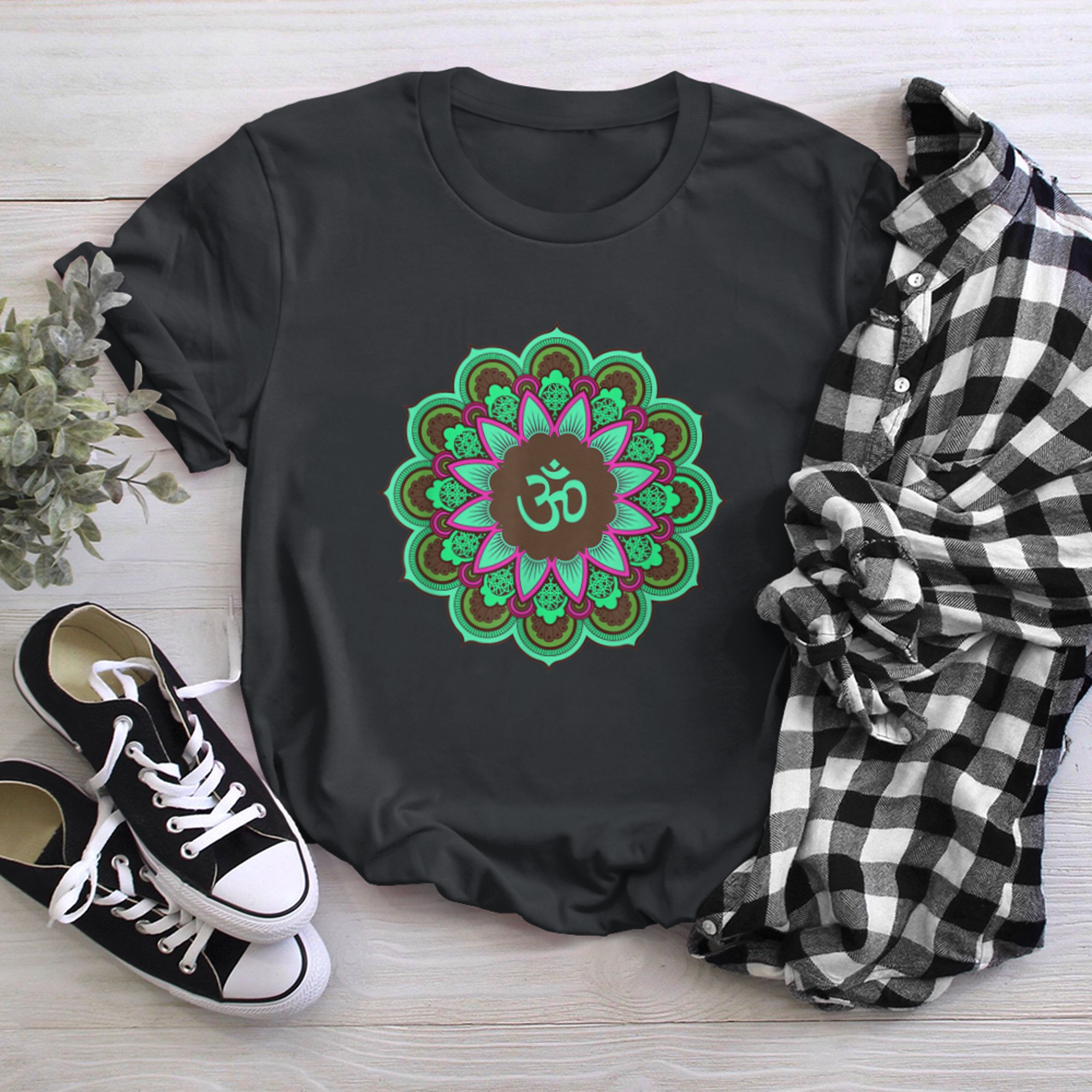 Om Ohm Aum Symbol Mandala Spiritual Yoga (7) t-shirt black