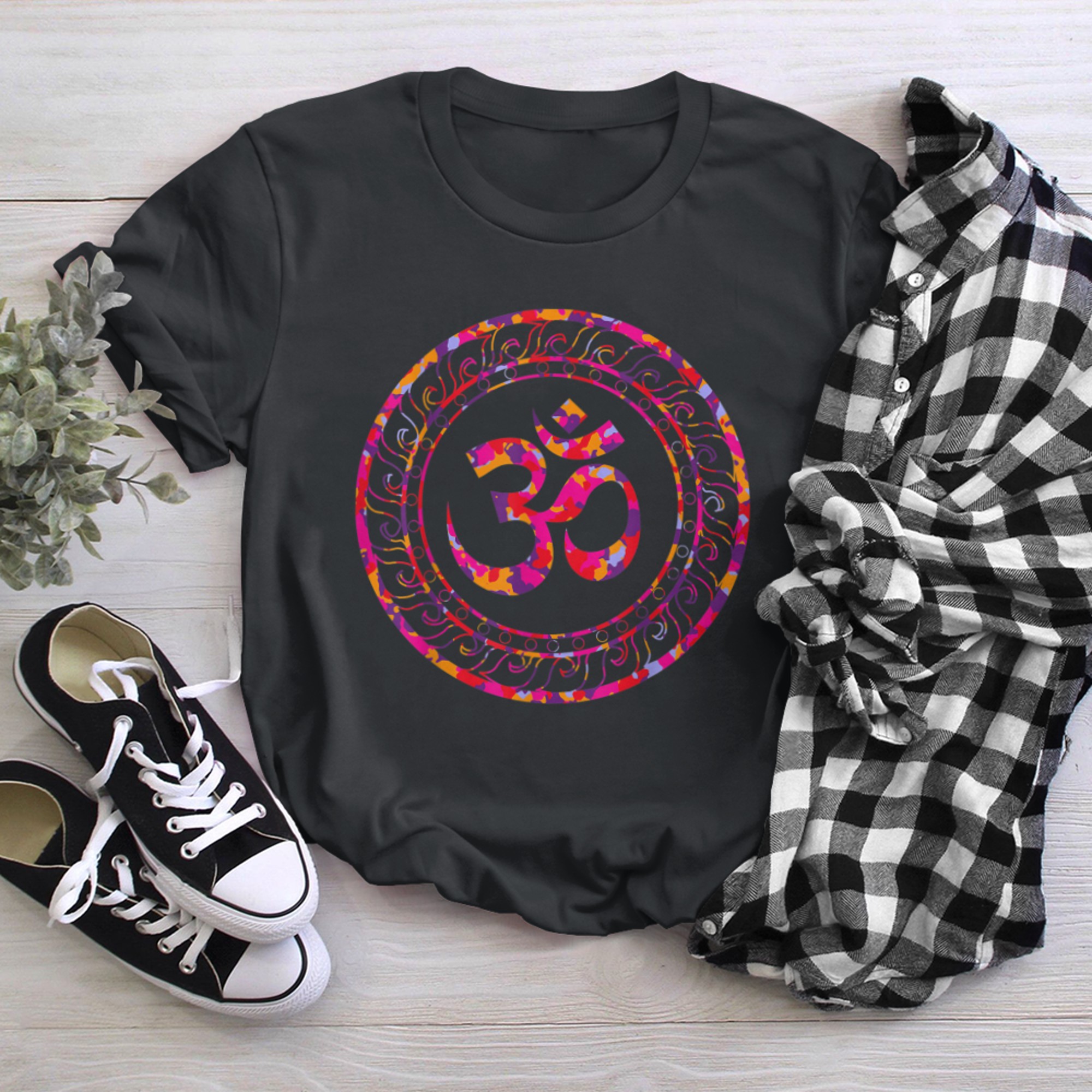 Om Ohm Aum Symbol Spiritual Yoga (25) t-shirt black