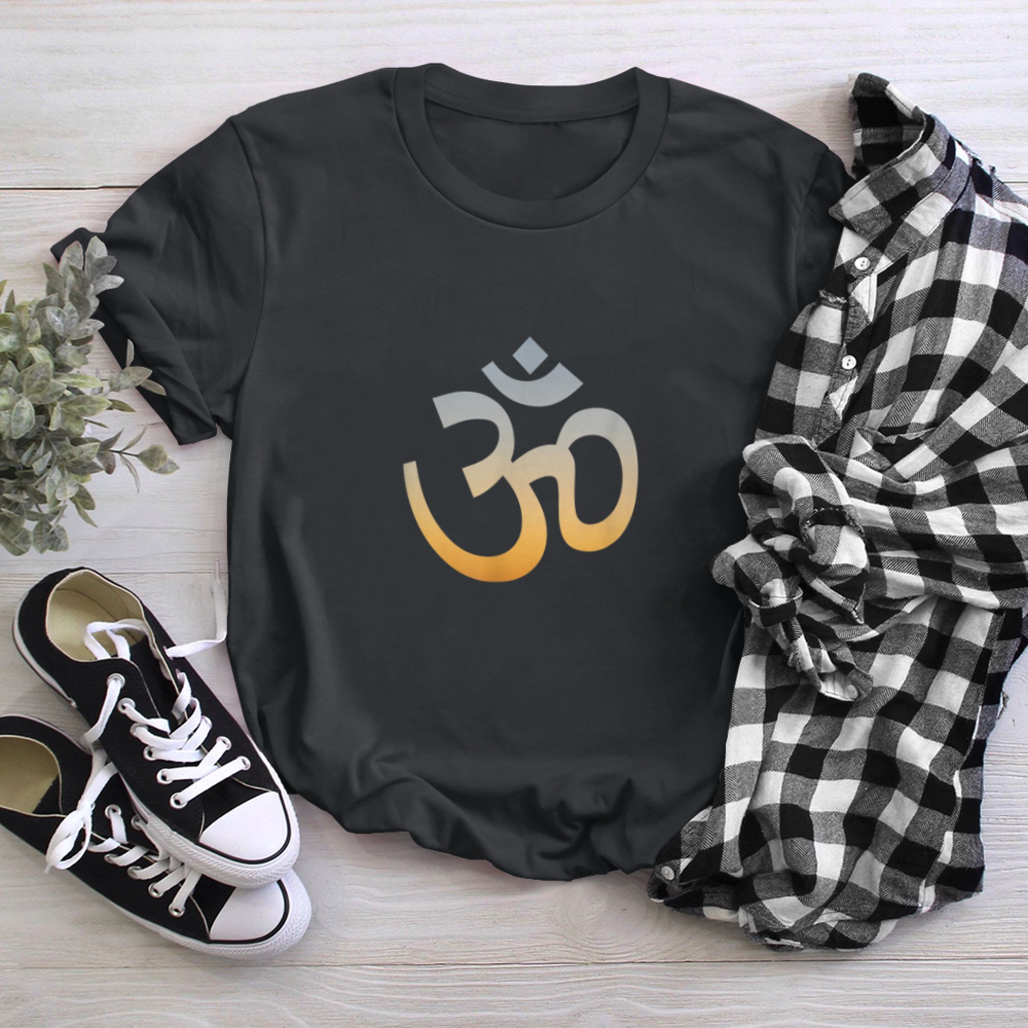 Om Ohm Aum Symbol Spiritual Yoga Chakra (2) t-shirt black