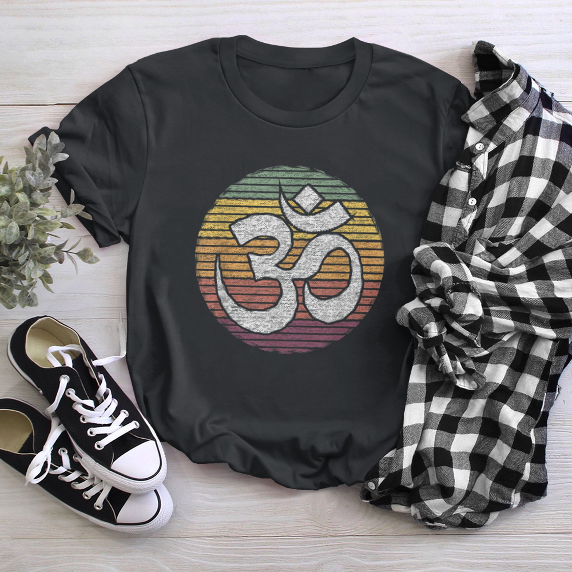 Om Ohm Yoga Symbol Retro Vintage Graphic Yoga Lovers t-shirt black