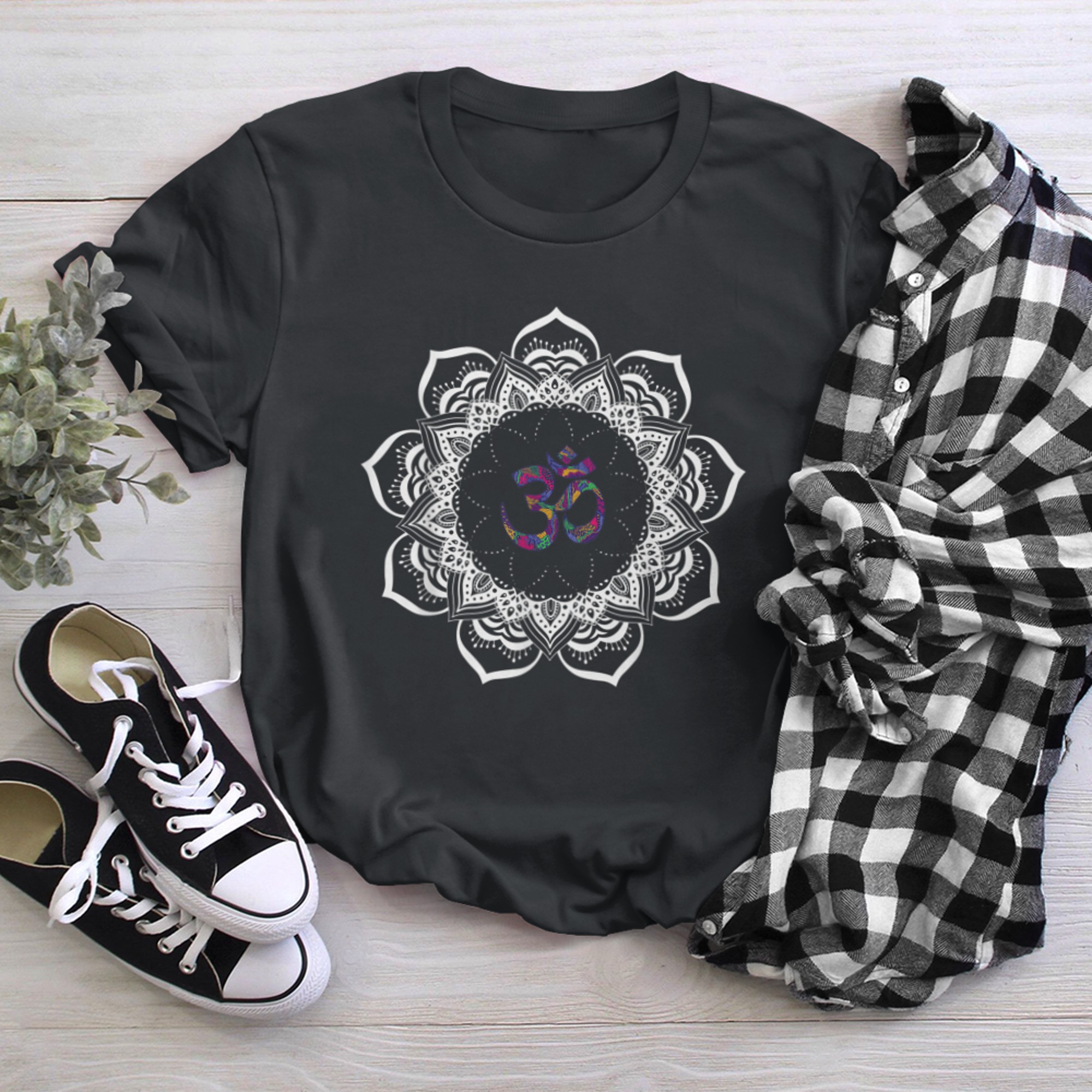 Om Symbol Aum Ohm Hindu Mandala Yoga Meditation Namaste (1) t-shirt black