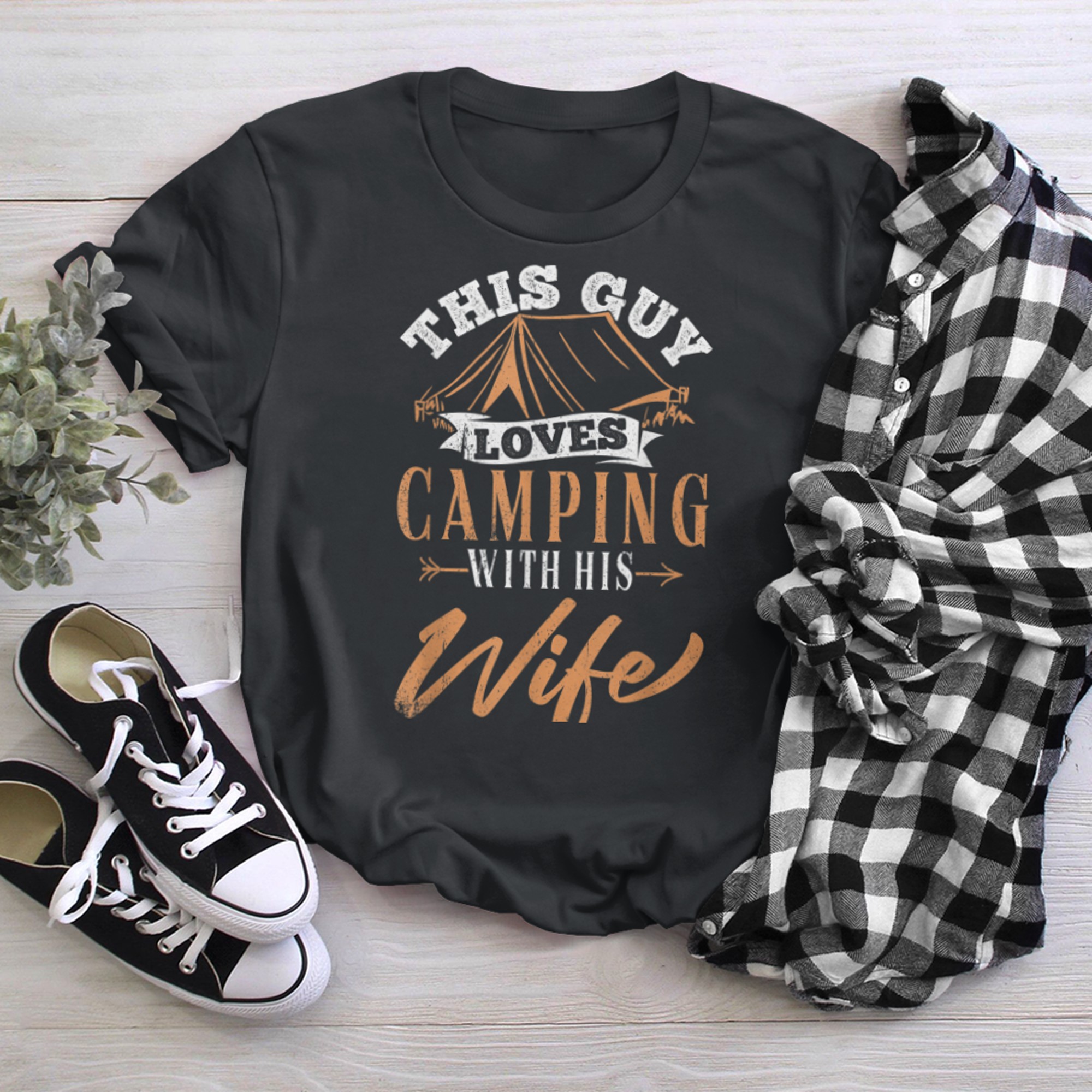 This guy loves camping with his wife - camp outdoor tent t-shirt black