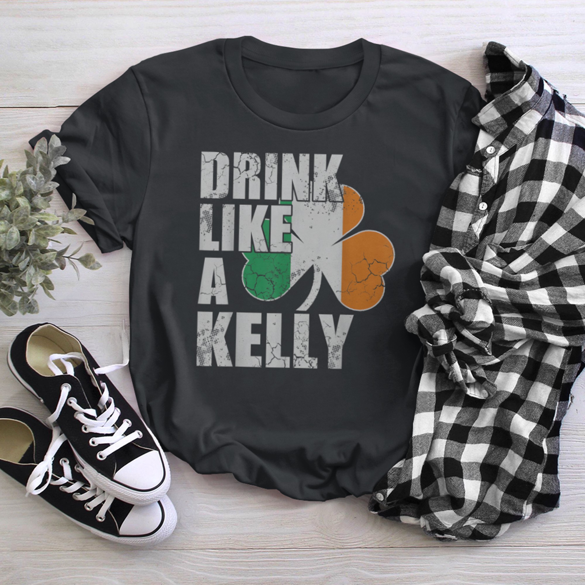 Drink Like A Kelly Irish St Patrick's Day Funny Humor t-shirt black