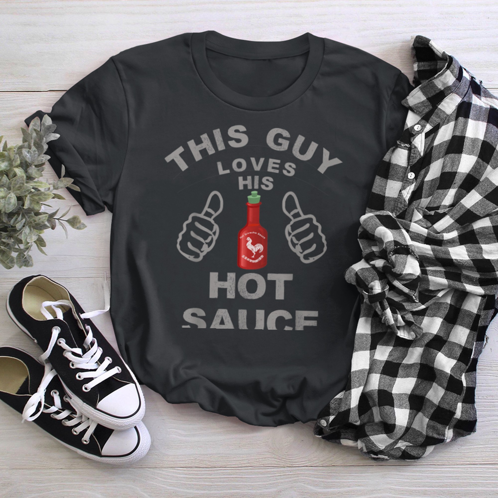 This Guy Loves His Hot Sauce Chilli Pepper Lovers t-shirt black