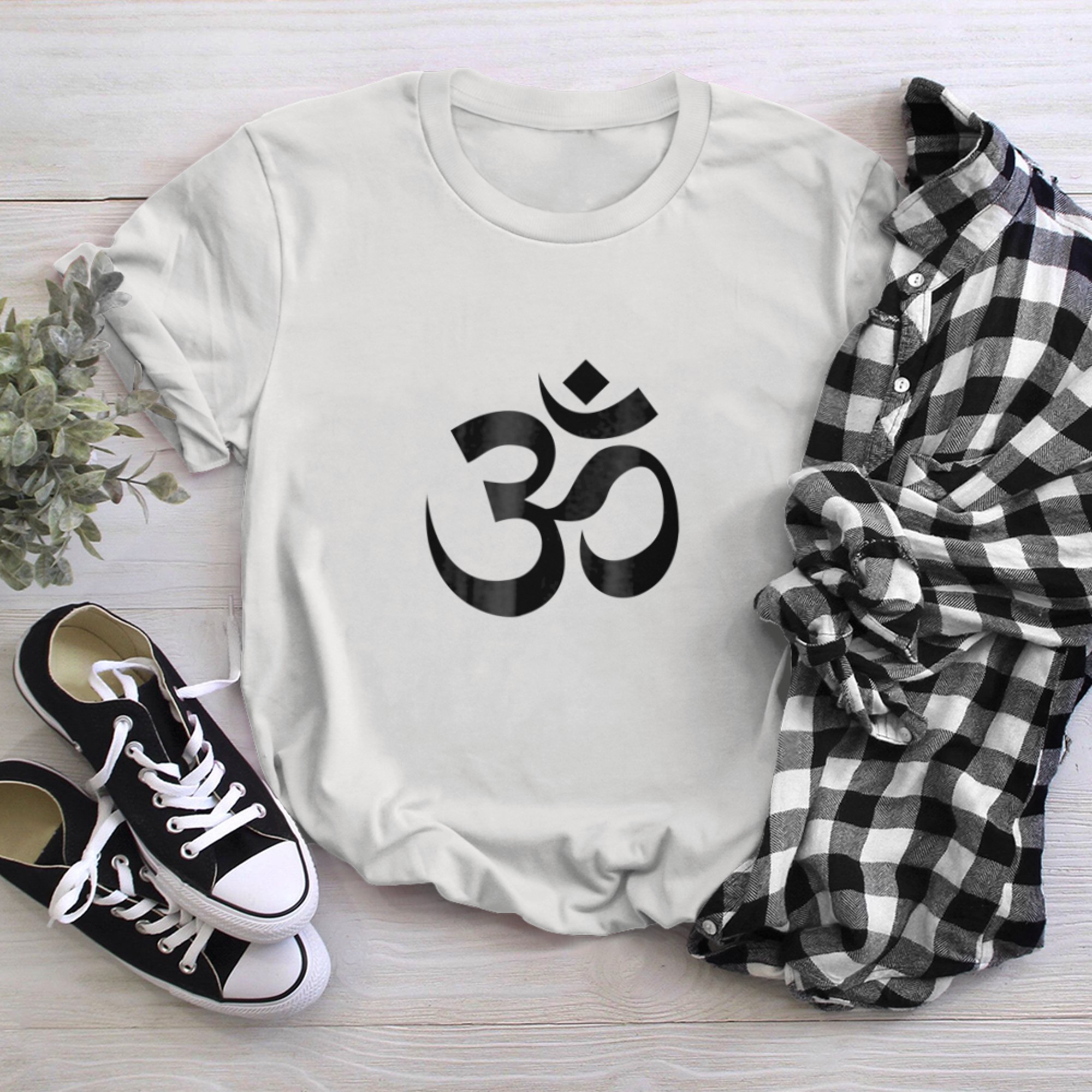 Breathe Yoga Om Symbol (2) t-shirt white