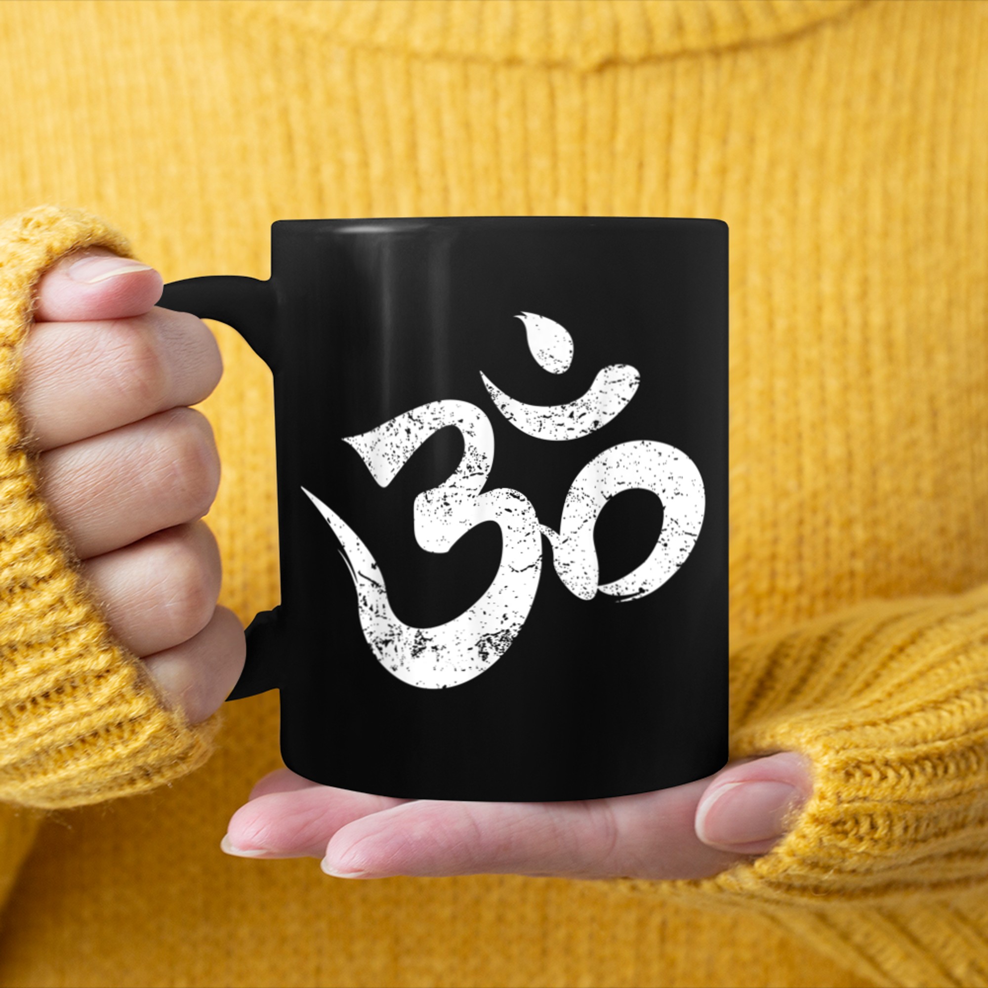 Distressed Om Meditation Spiritual Indian Yoga Symbol Om (2) mug black