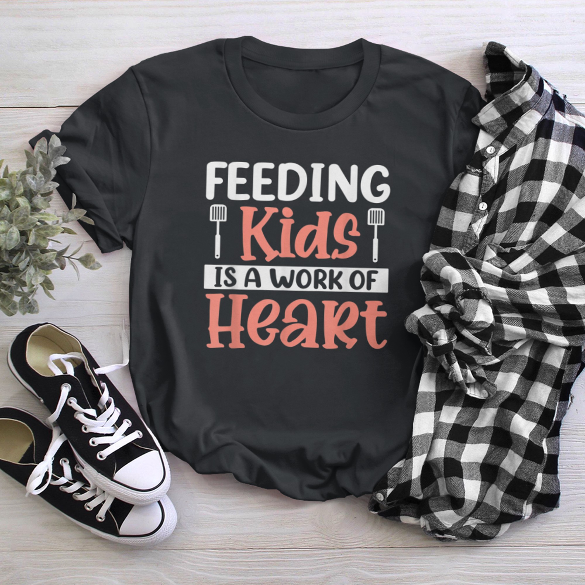 Feeding Kids is a Work of Heart Cafeteria School Lunch Lady (15) t-shirt black