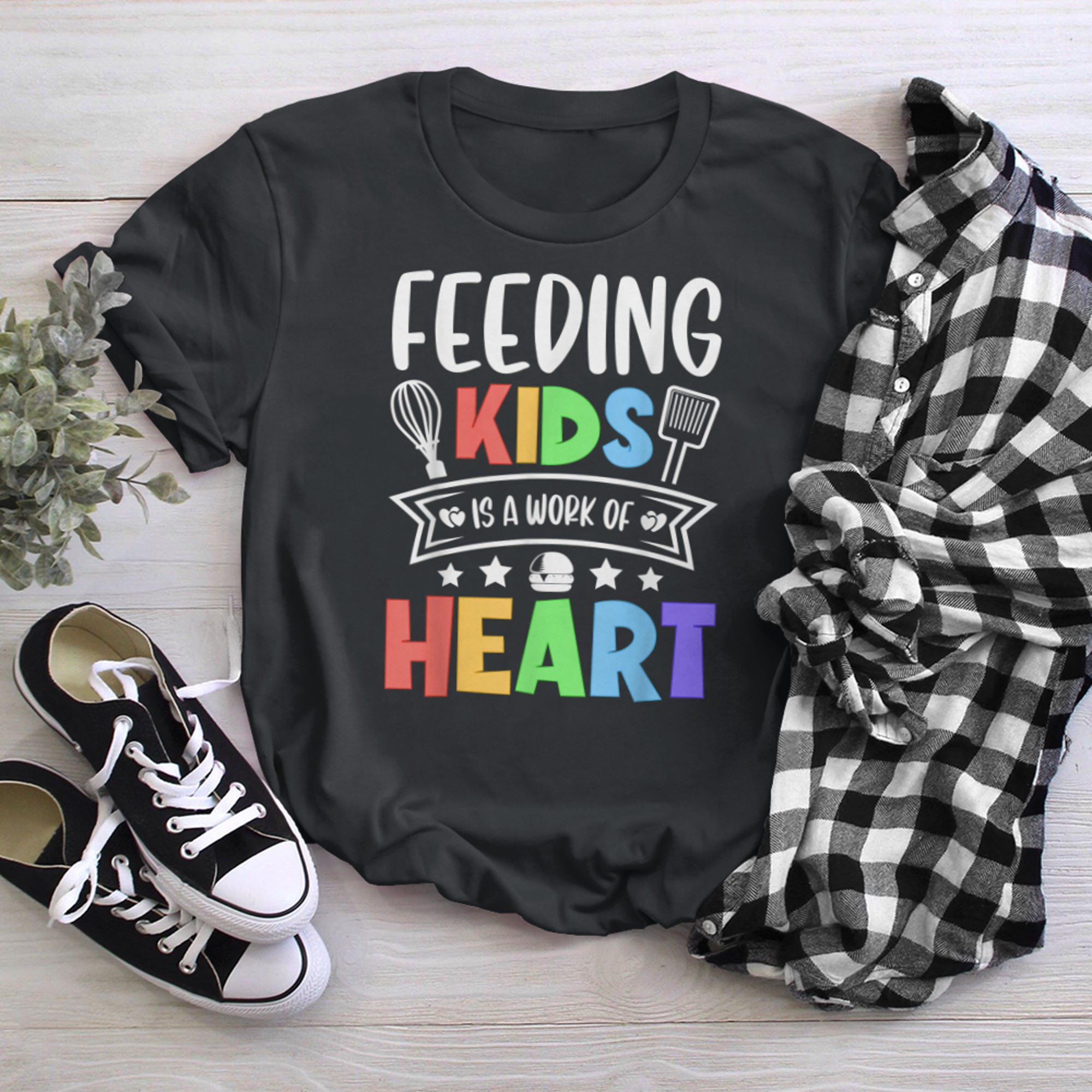 Feeding Kids is a Work of Heart Cafeteria School Lunch Lady (17) t-shirt black