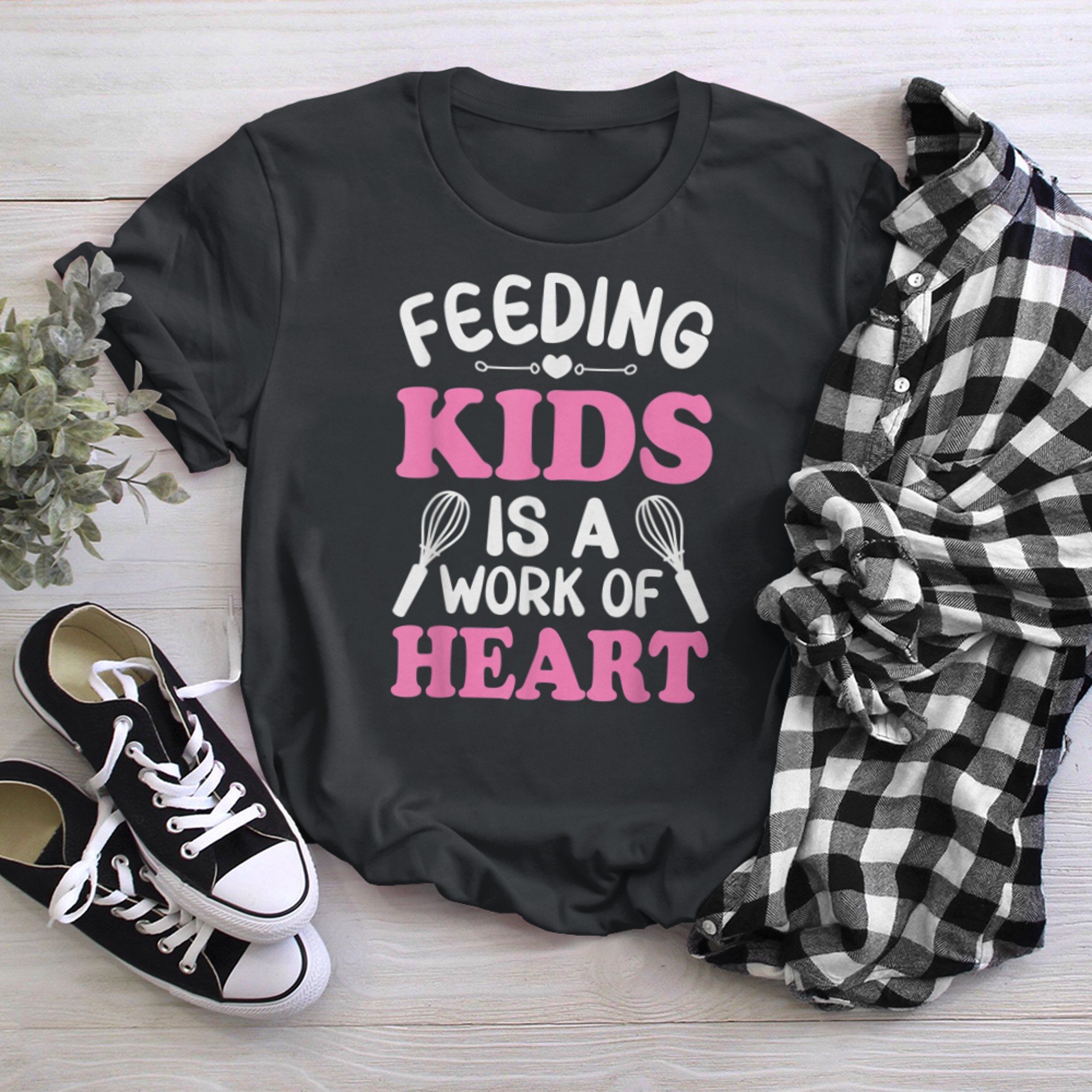 Feeding Kids is a Work of Heart Cafeteria School Lunch Lady (19) t-shirt black