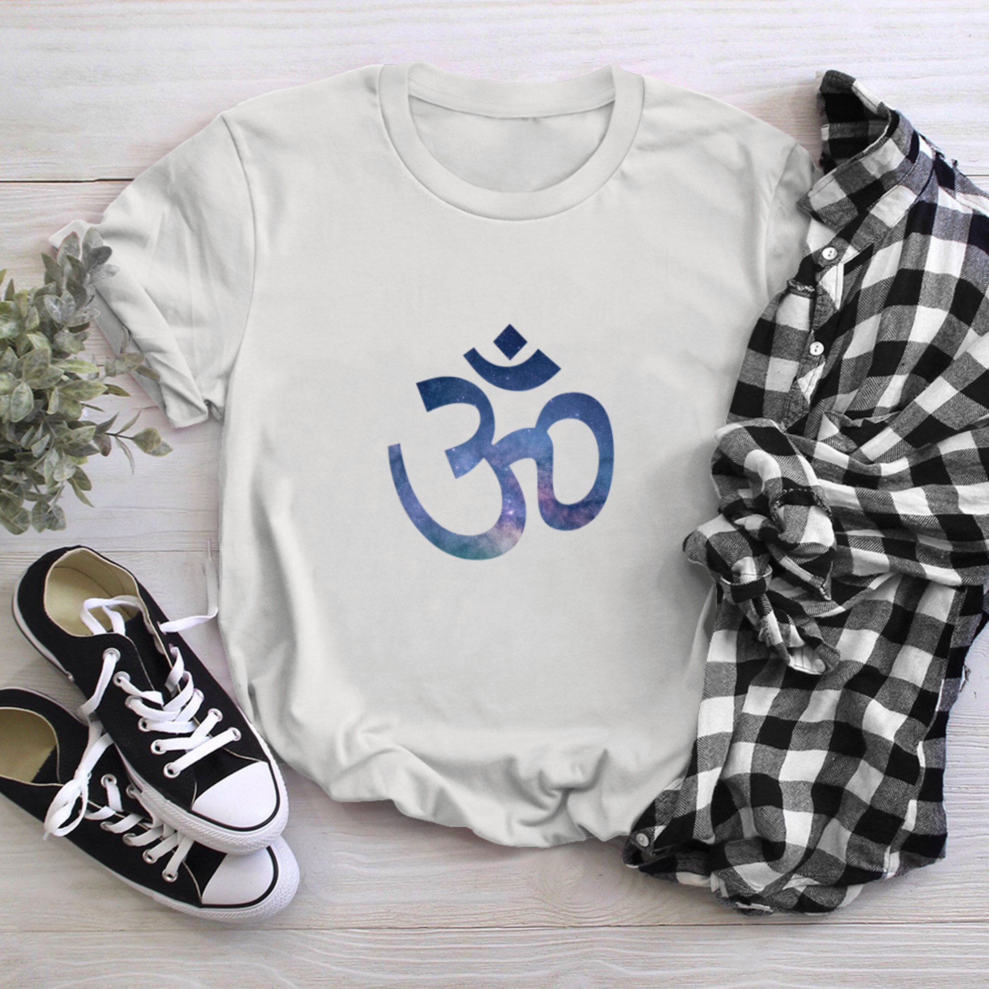 Om Ohm Aum Symbol Spiritual Yoga Chakra t-shirt white