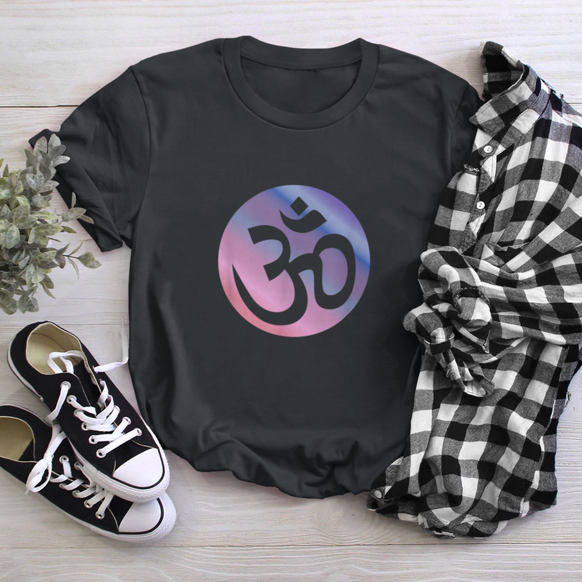 Tie dye om symbol�om sign�tye dye�Spiritual Yoga t-shirt black