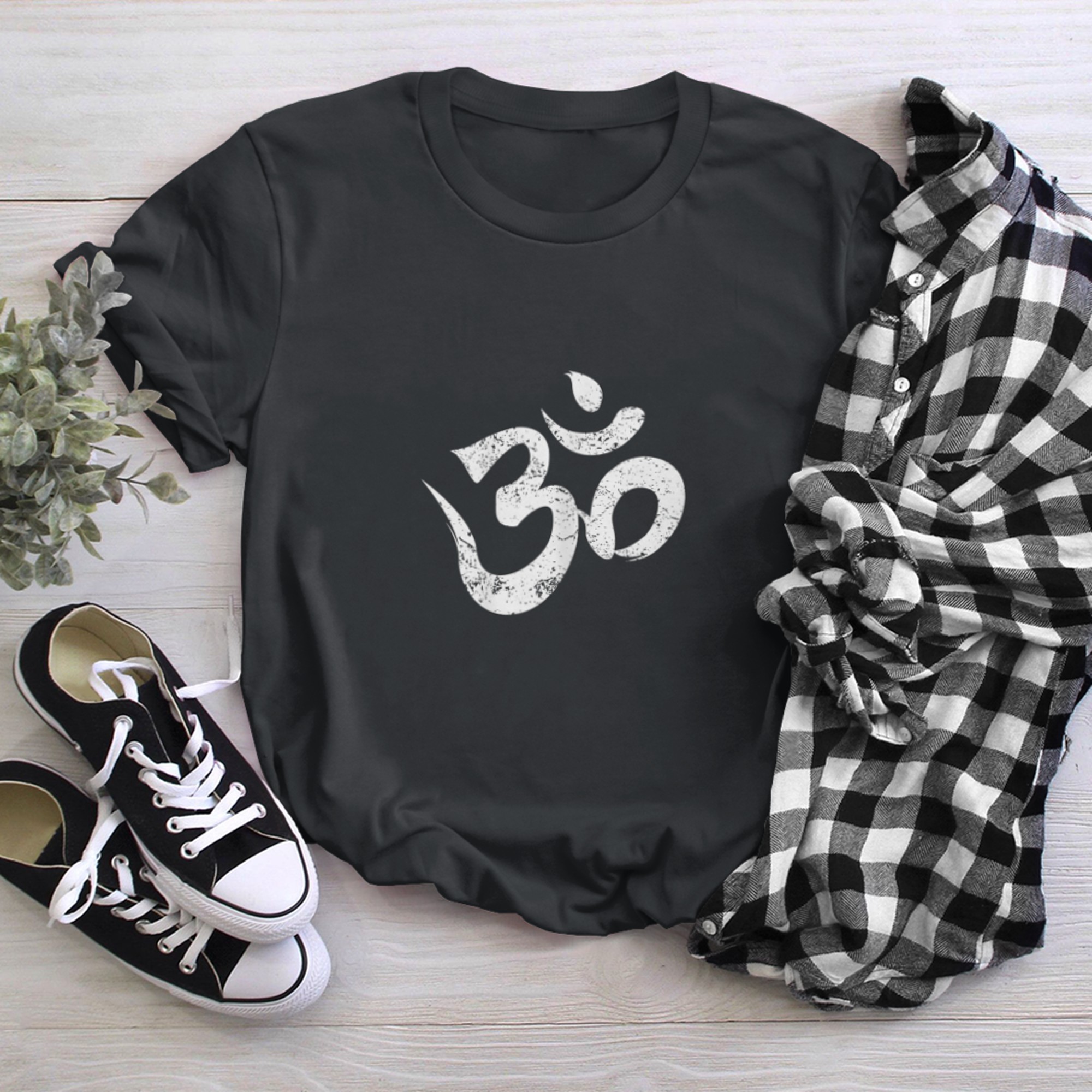 Womens Om Meditation T Shirt Spiritual Indian Yoga Symbol t-shirt black