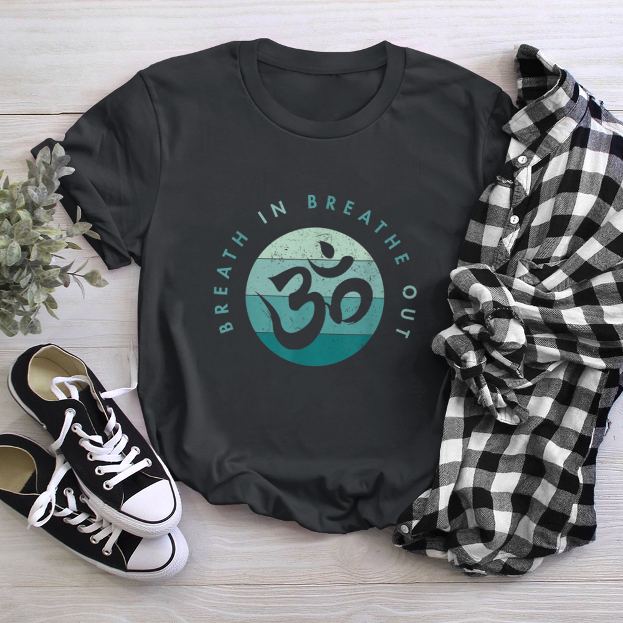 Yoga Meditation - Om Symbol - Breathe In Breathe Out t-shirt black