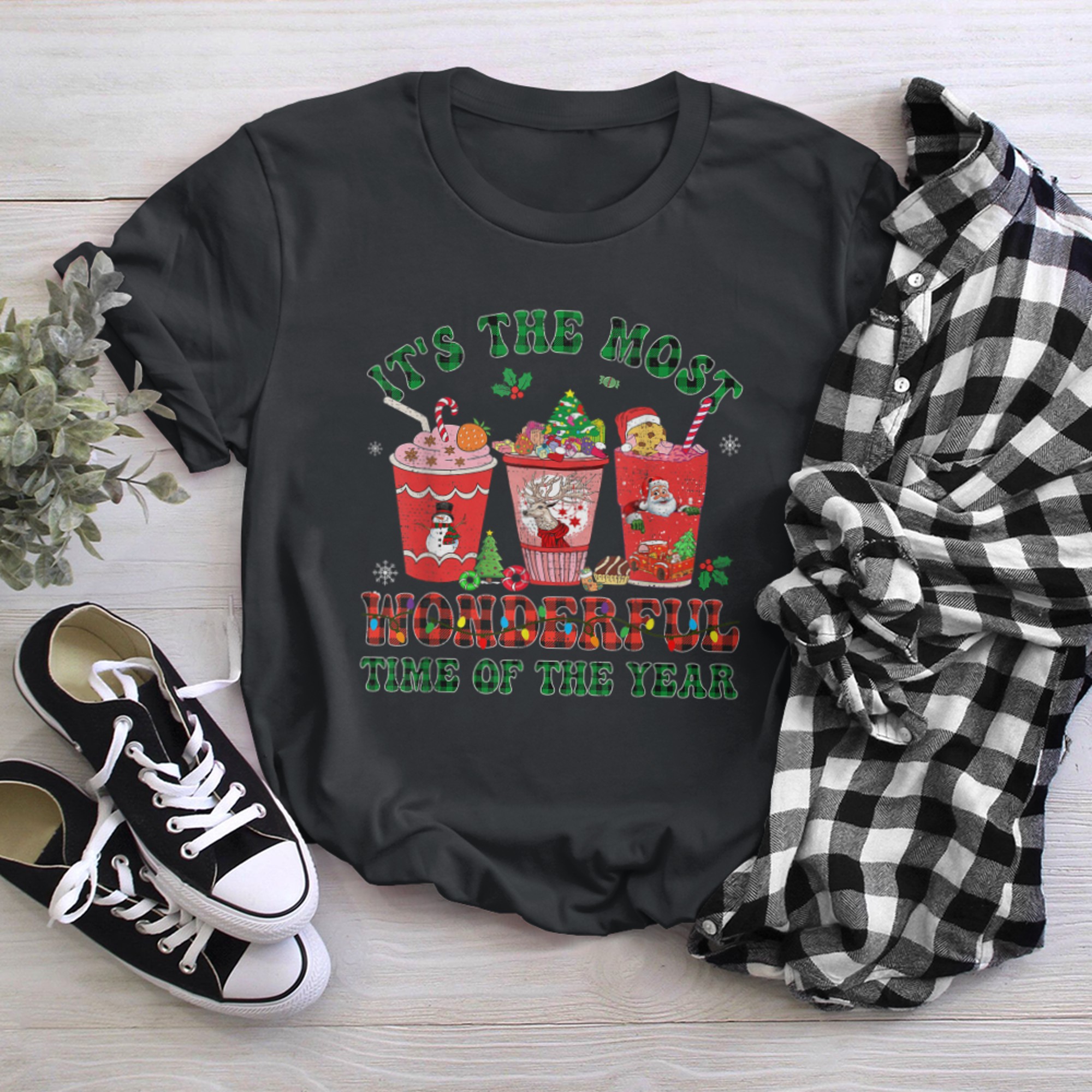 Christmas Coffee It's The Most Wonderful Time Of The Year (11) t-shirt black