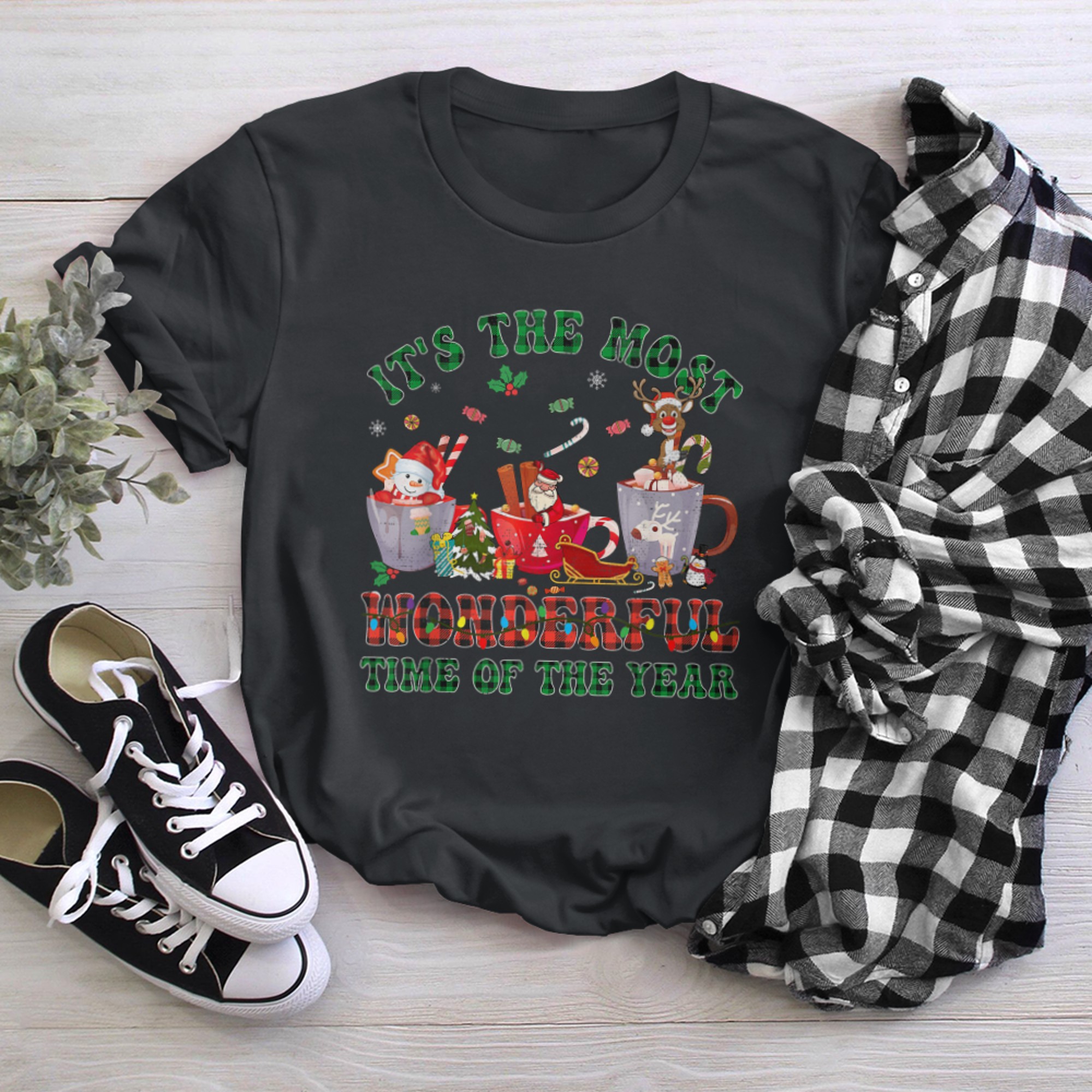 Christmas Coffee It's The Most Wonderful Time Of The Year (2) t-shirt black