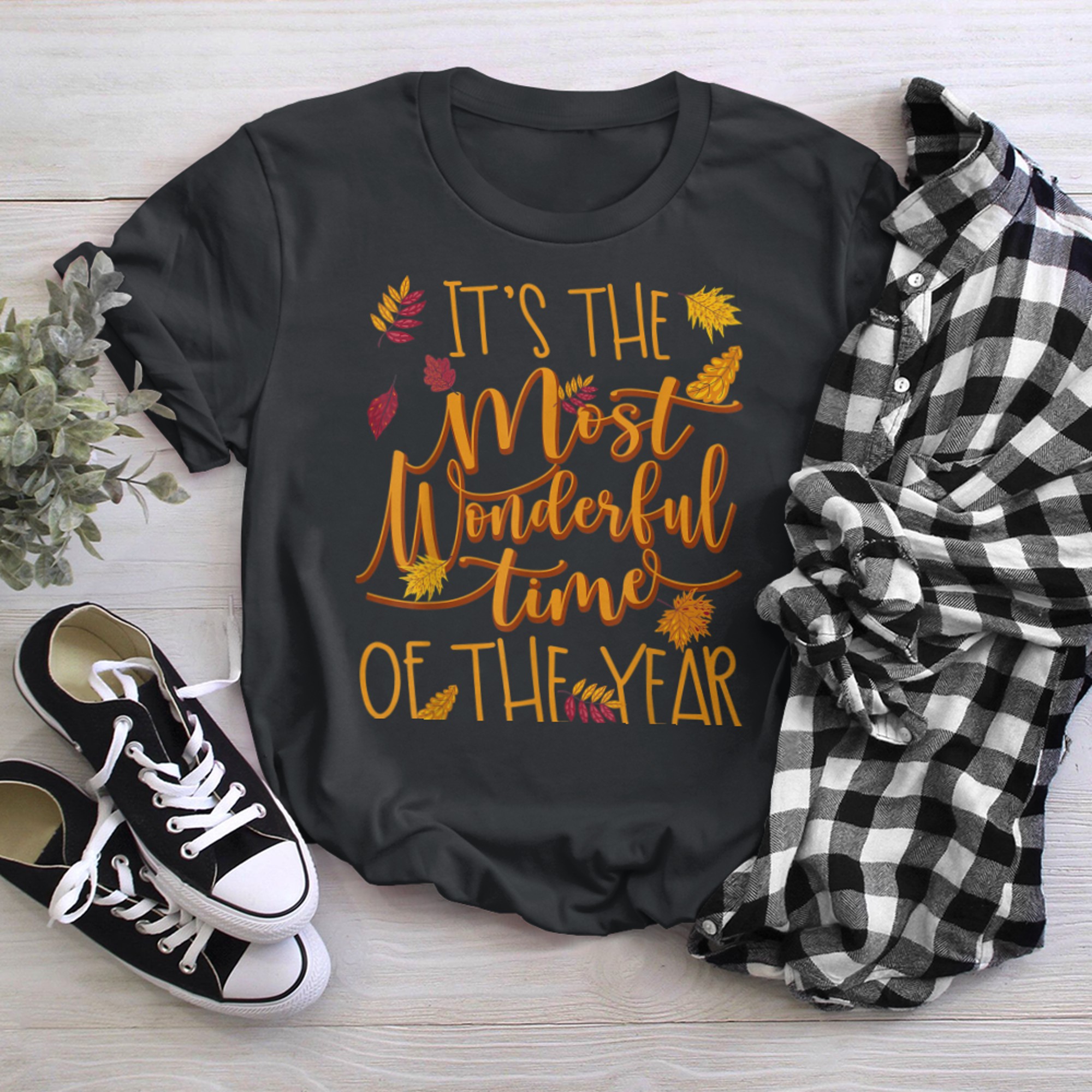 It' The Most Wonderful Autumn Time Of The Year Fall Leaves t-shirt black