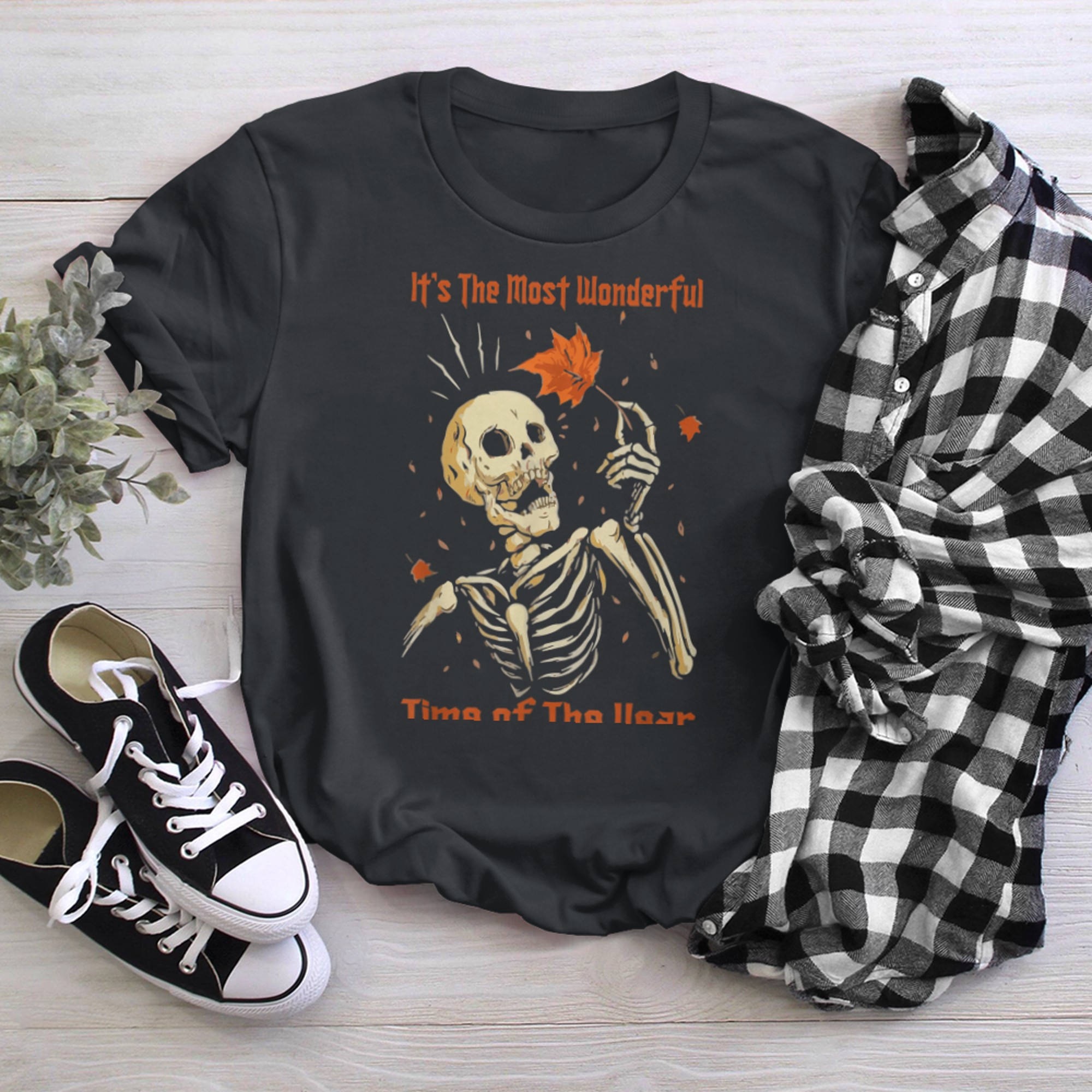 It's The Most Wonderful Time Of The Year Autumn Skeleton (1) t-shirt black