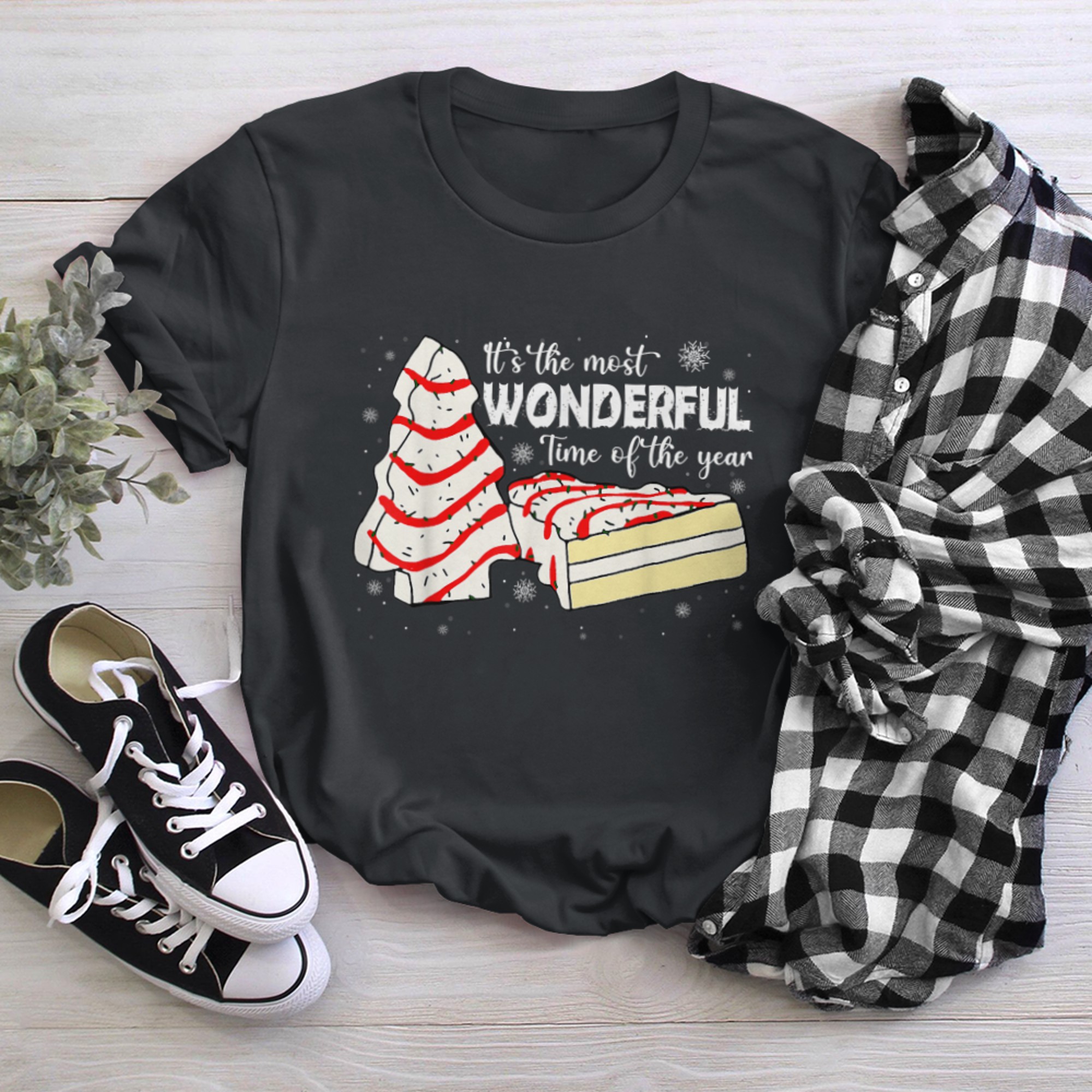 The Most Wonderful Christmas Snack Cake Time Of The Year (1) t-shirt black