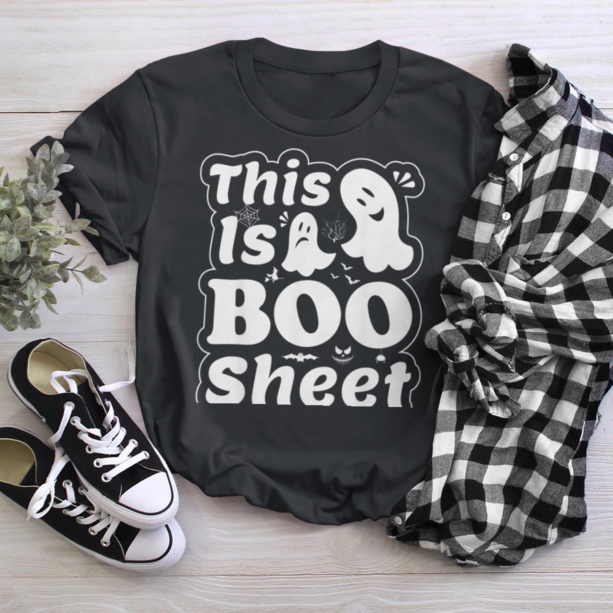 This is boo sheet (10) t-shirt black