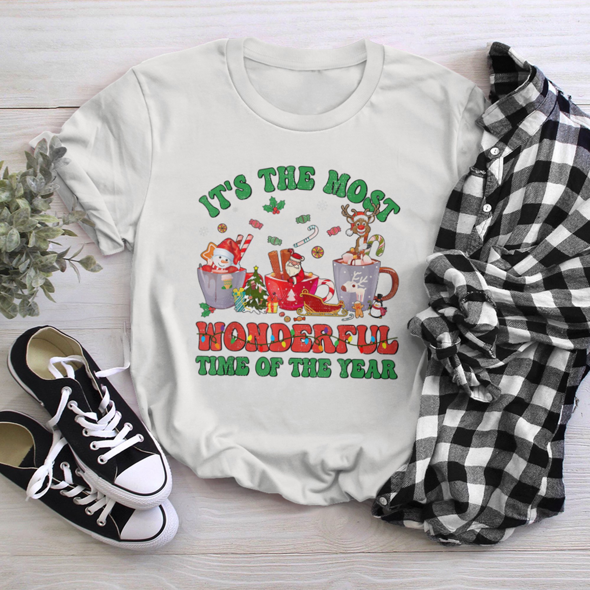 Christmas Coffee It's The Most Wonderful Time Of The Year (12) t-shirt White