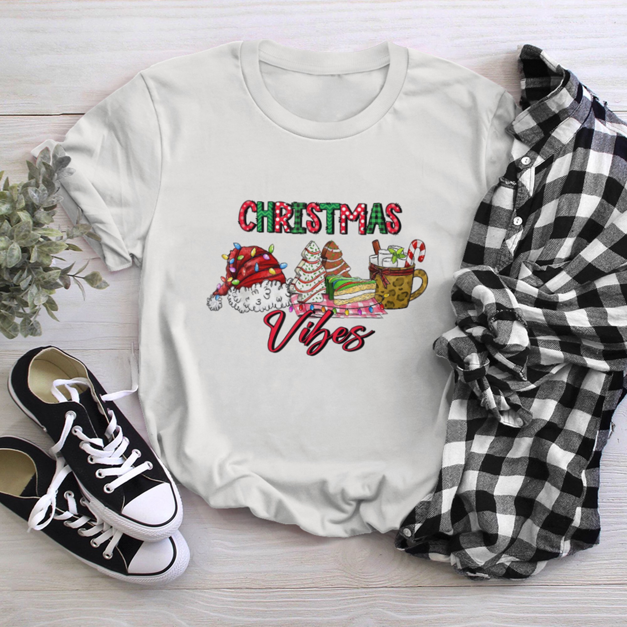 Leopard Buffalo Plaid Christmas Vibes Santa Hat Family Xmas t-shirt White