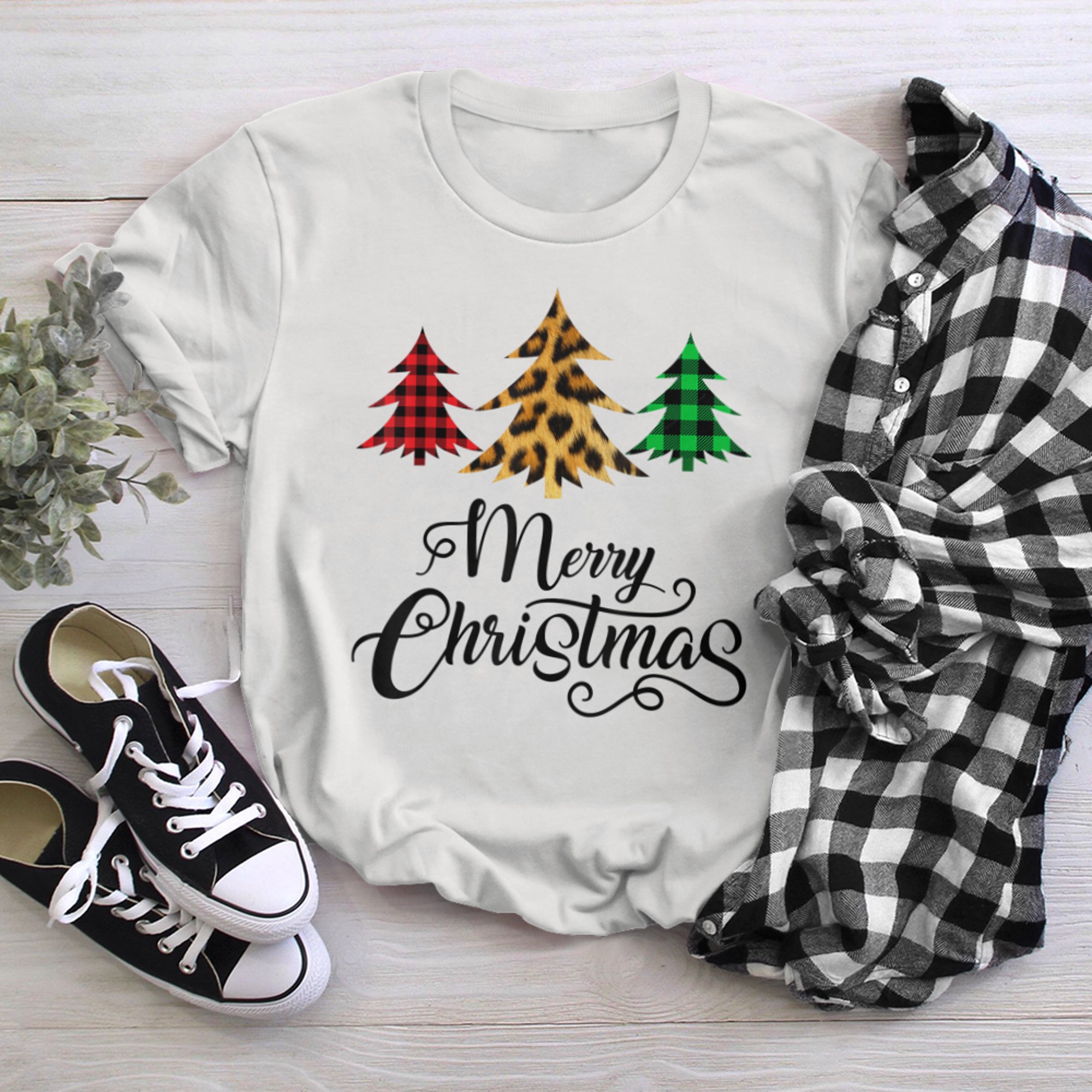 Merry Christmas Leopard Buffalo Green Plaid Christmas Tree t-shirt white