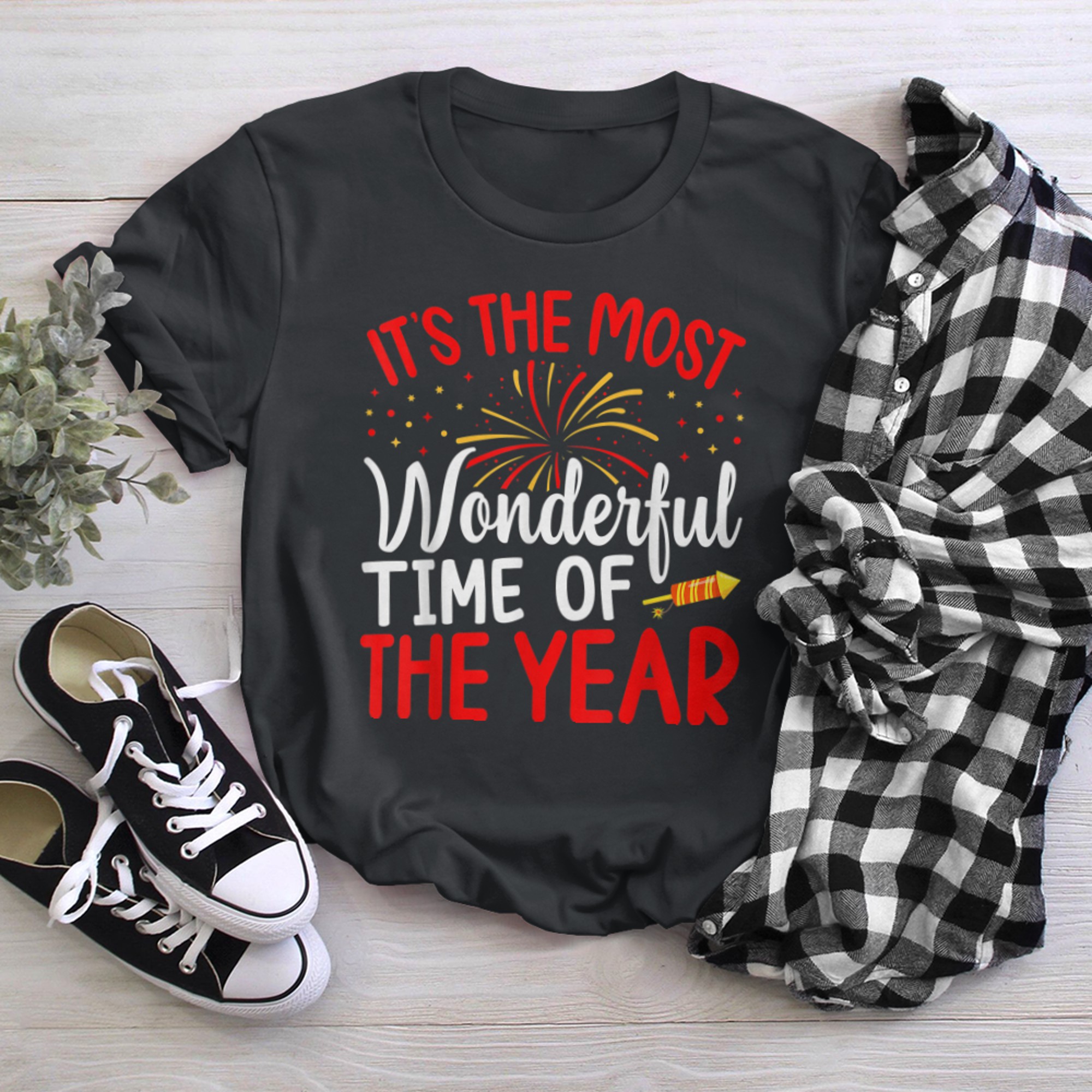 Wonderful-Time of The Year New Year Matching t-shirt black