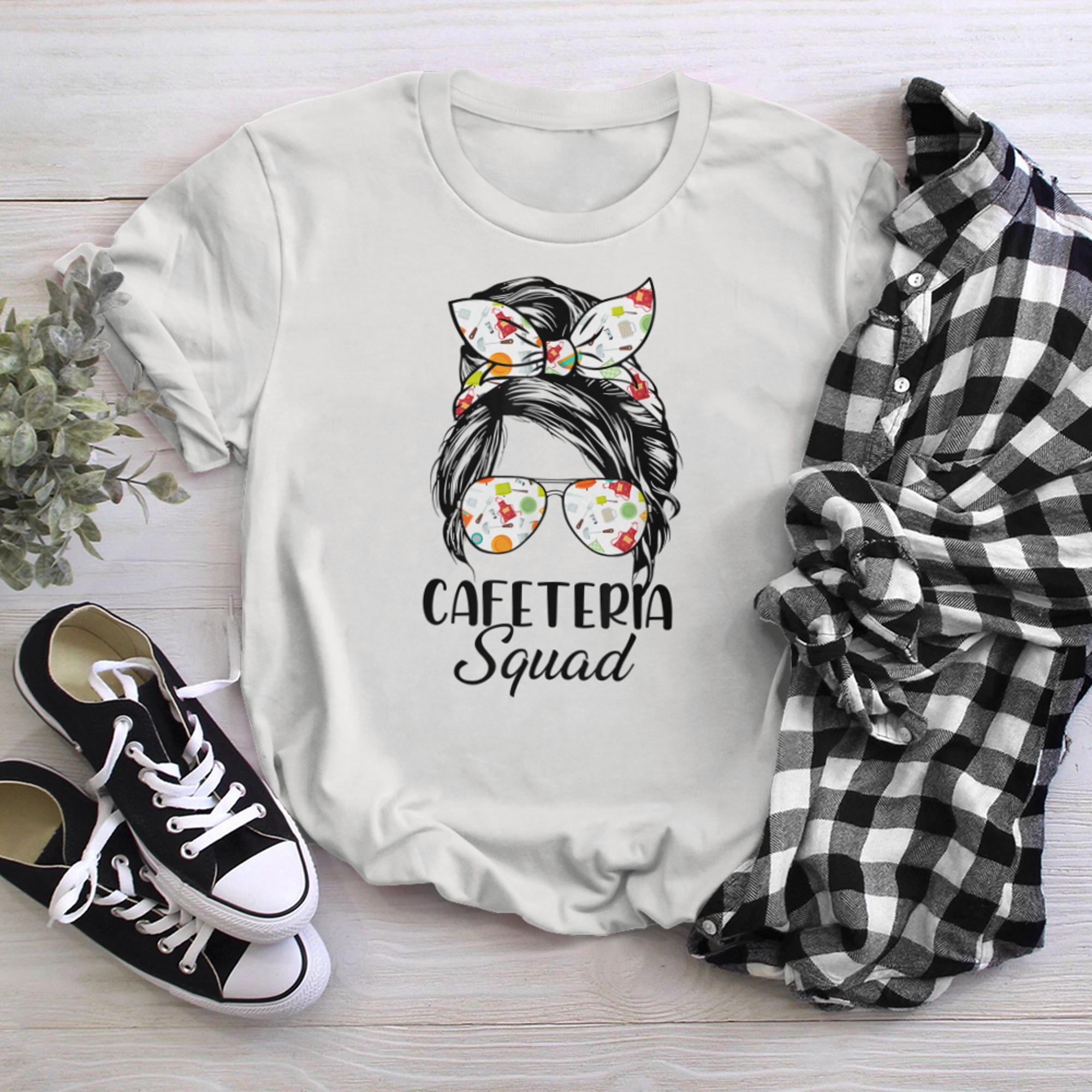 Cafeteria Squad Messy Bun Lunch Lady Crew t-shirt White