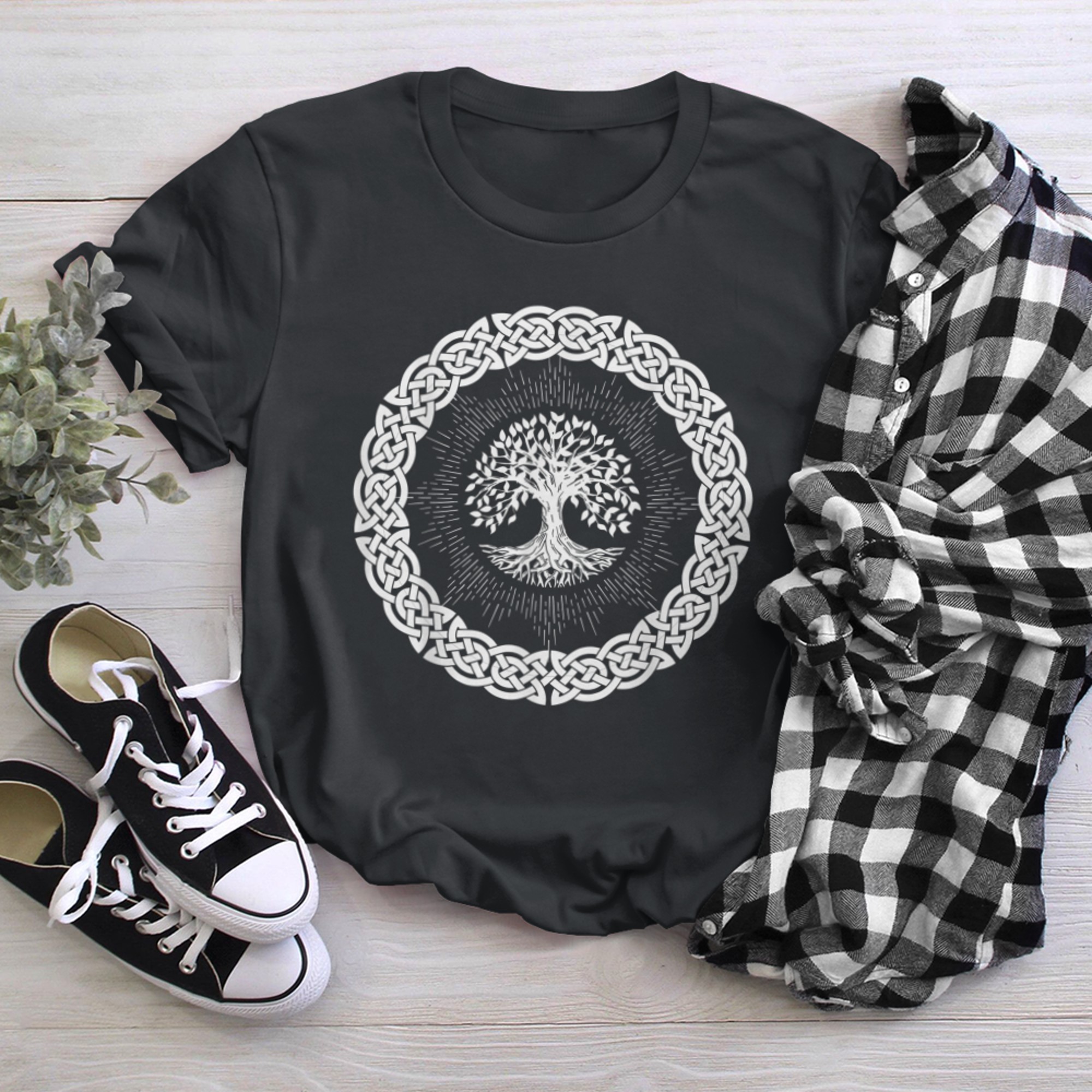 Dream of Life or Tree of Life Celtic t-shirt black