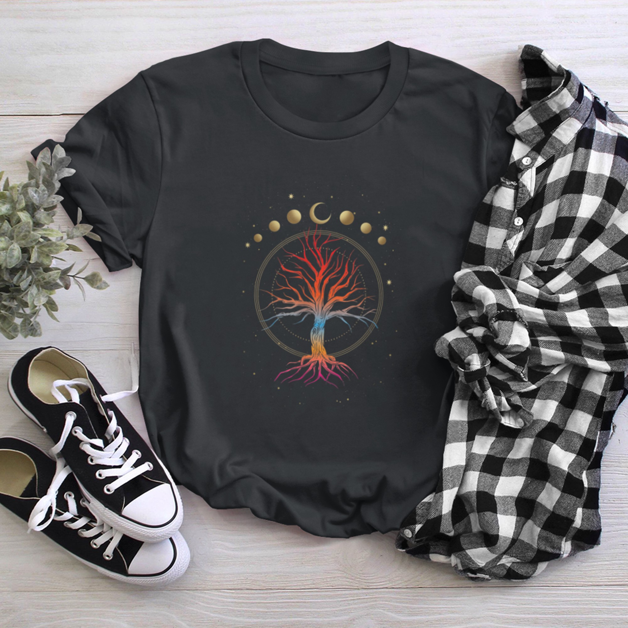 Moon Phases The Tree Of Life Retro Vibe t-shirt black