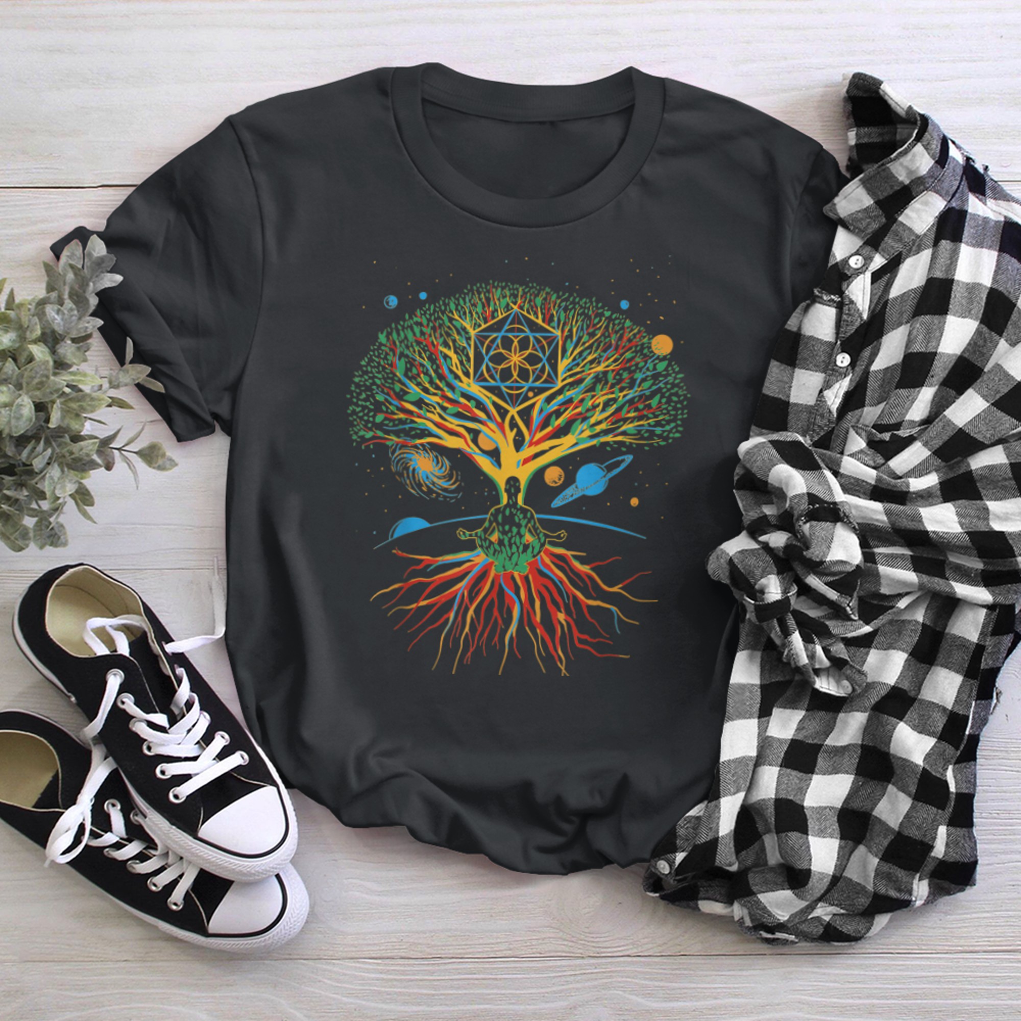 Relaxation Under The Tree Of Life, Planet, Universe t-shirt black