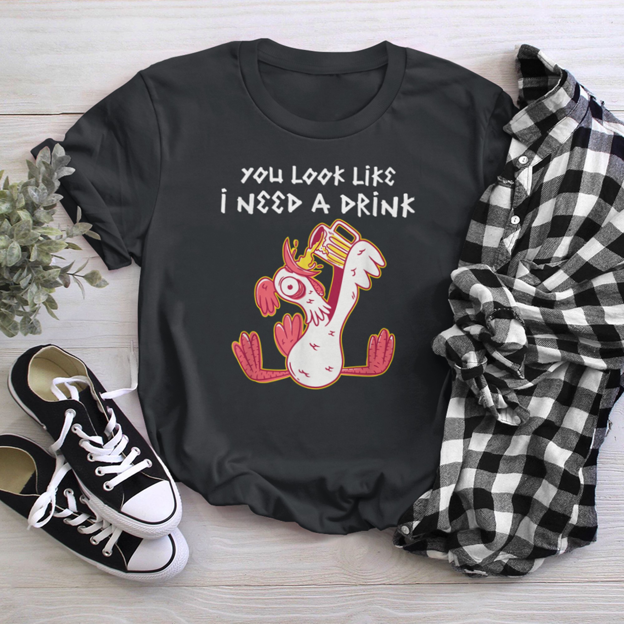 You look like i need a drink - drunk rooster - beer lover t-shirt black