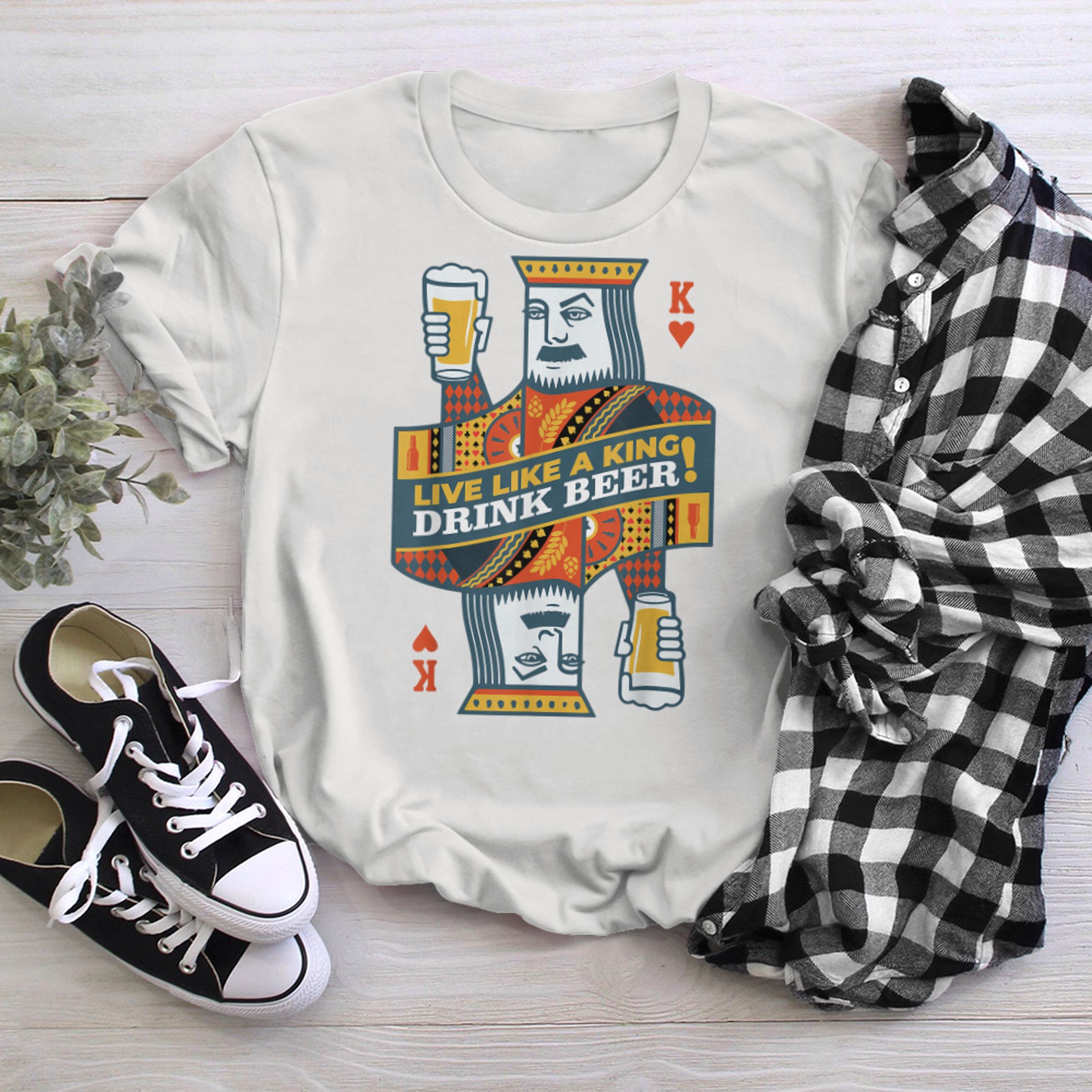 Live like a king drink beer - deck t-shirt White