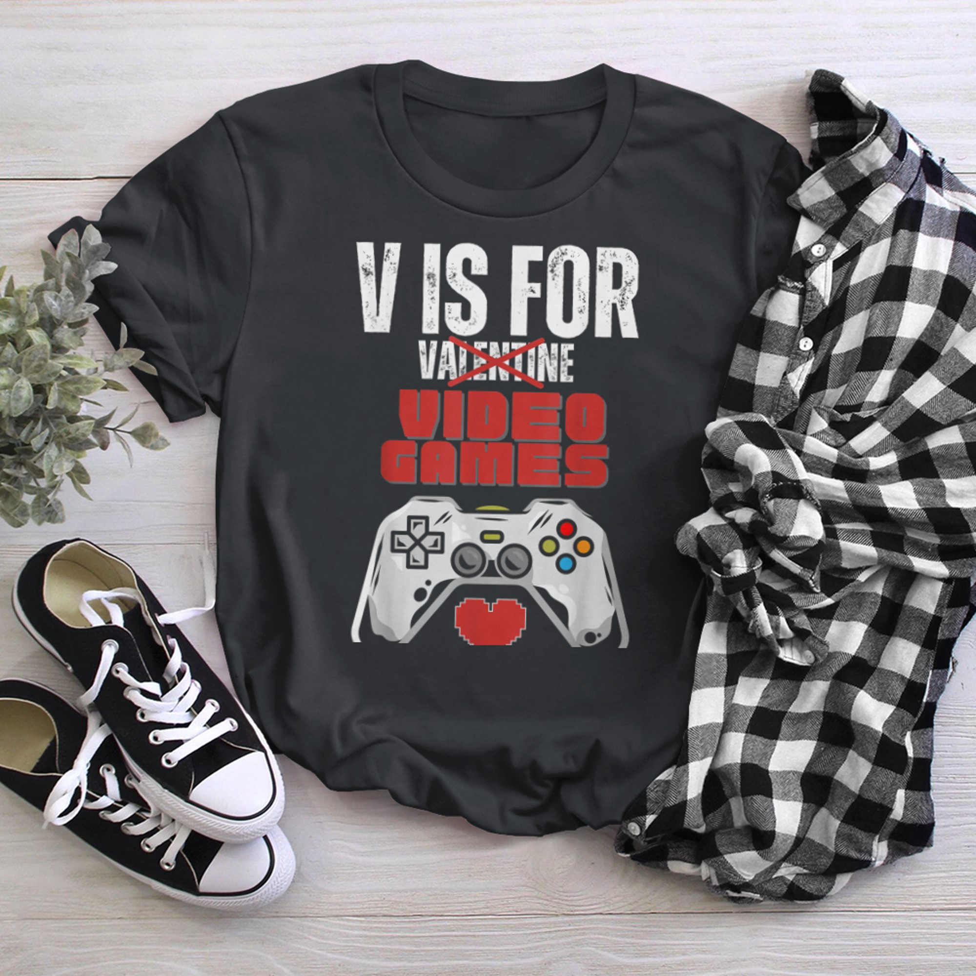 Funny Gamer V Is For Video Games Valentines Gaming Lover t-shirt black