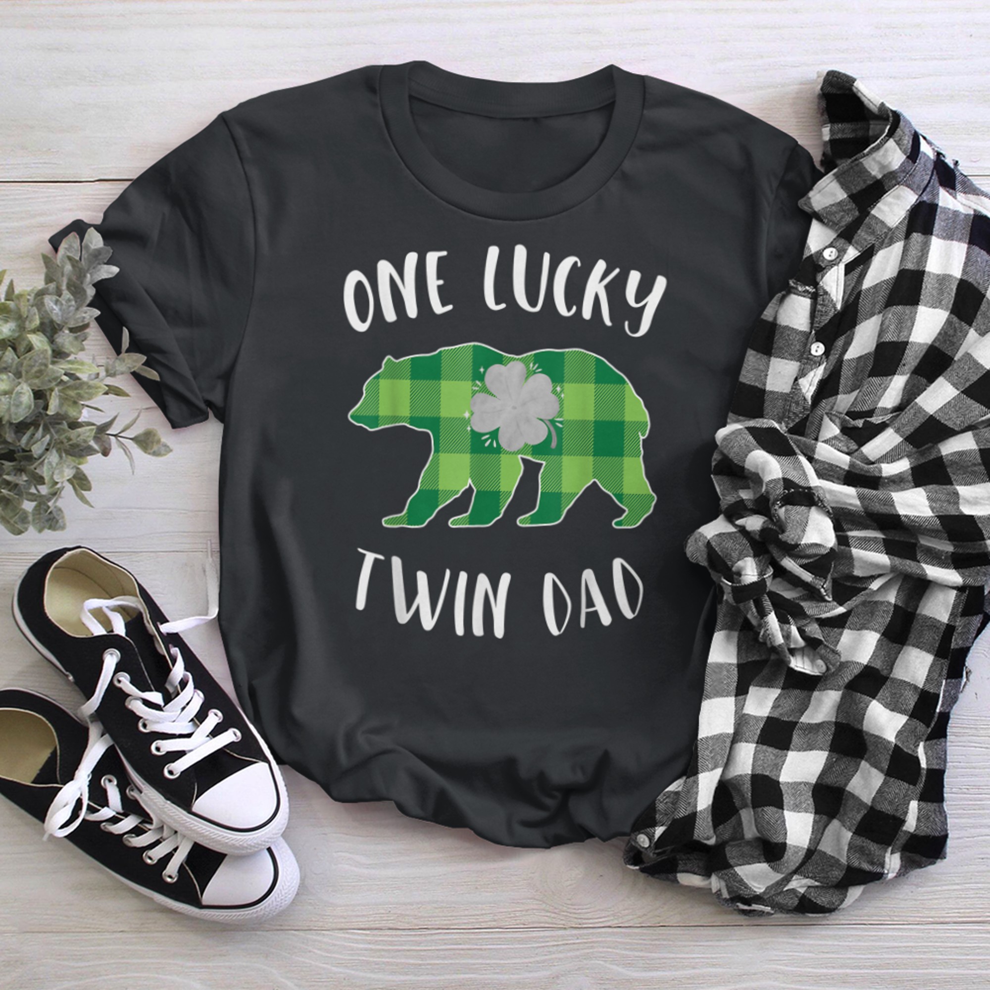 Green Plaid One Lucky Twin Dad Matching St Patricks Day Bear t-shirt black