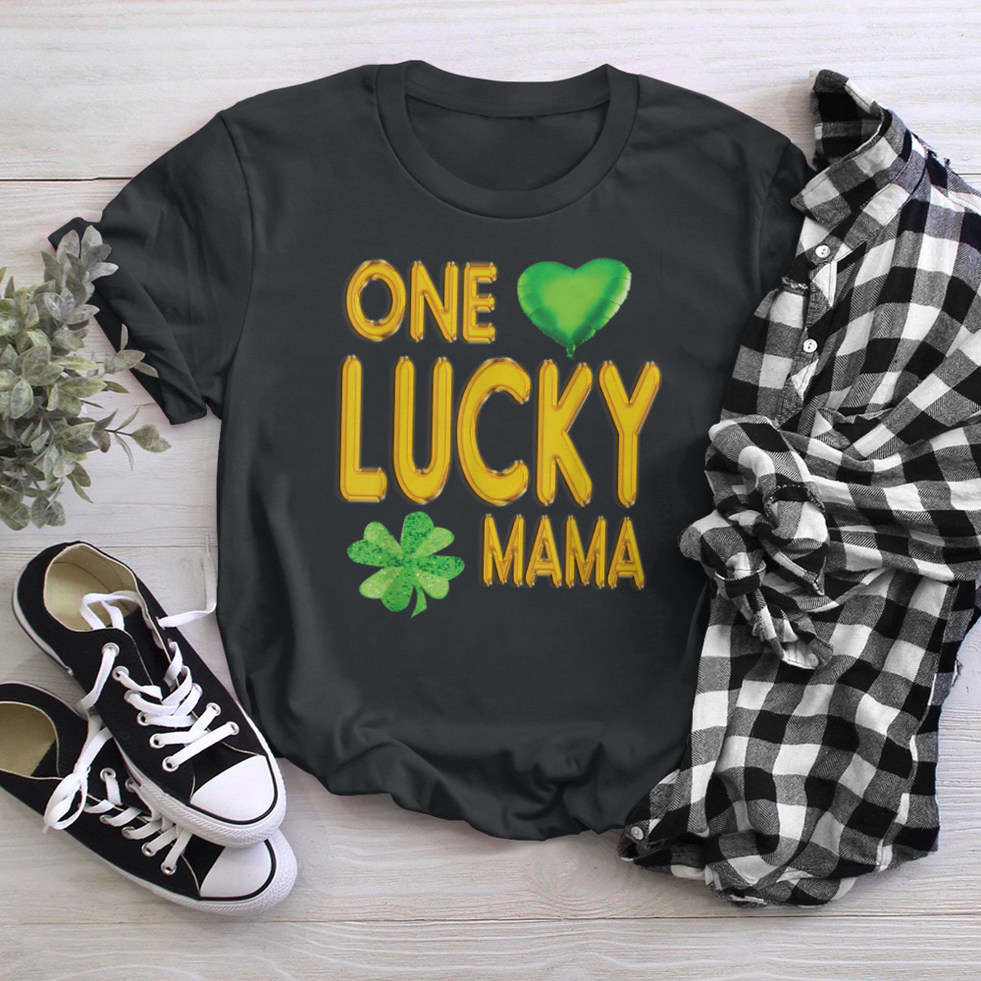 Mens One Lucky Mama Irish Rainbow tee Leopard Patricks Day, funny t-shirt black