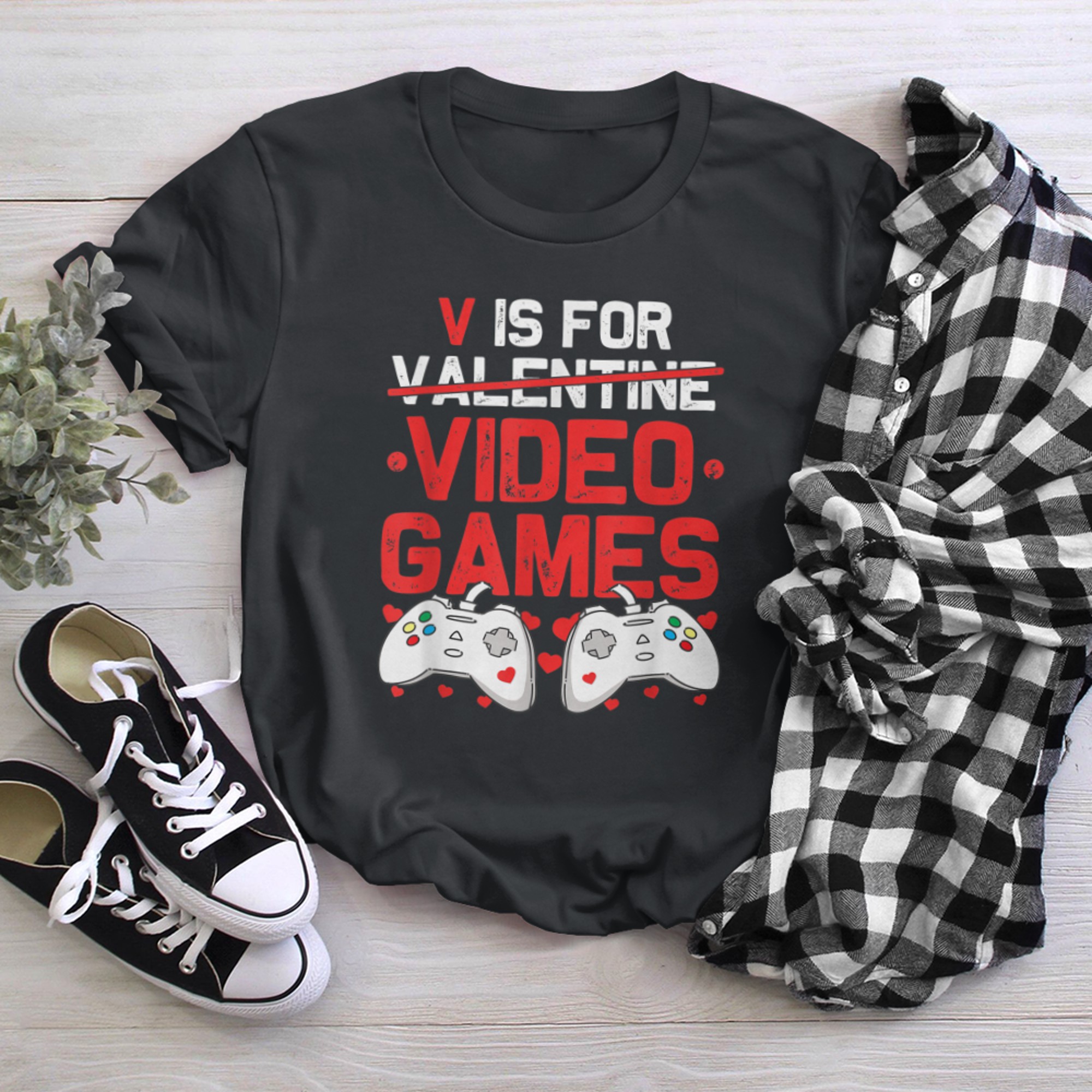 Mens V is for Video Games Valentines Day Gamer Teenager Teen Men t-shirt black