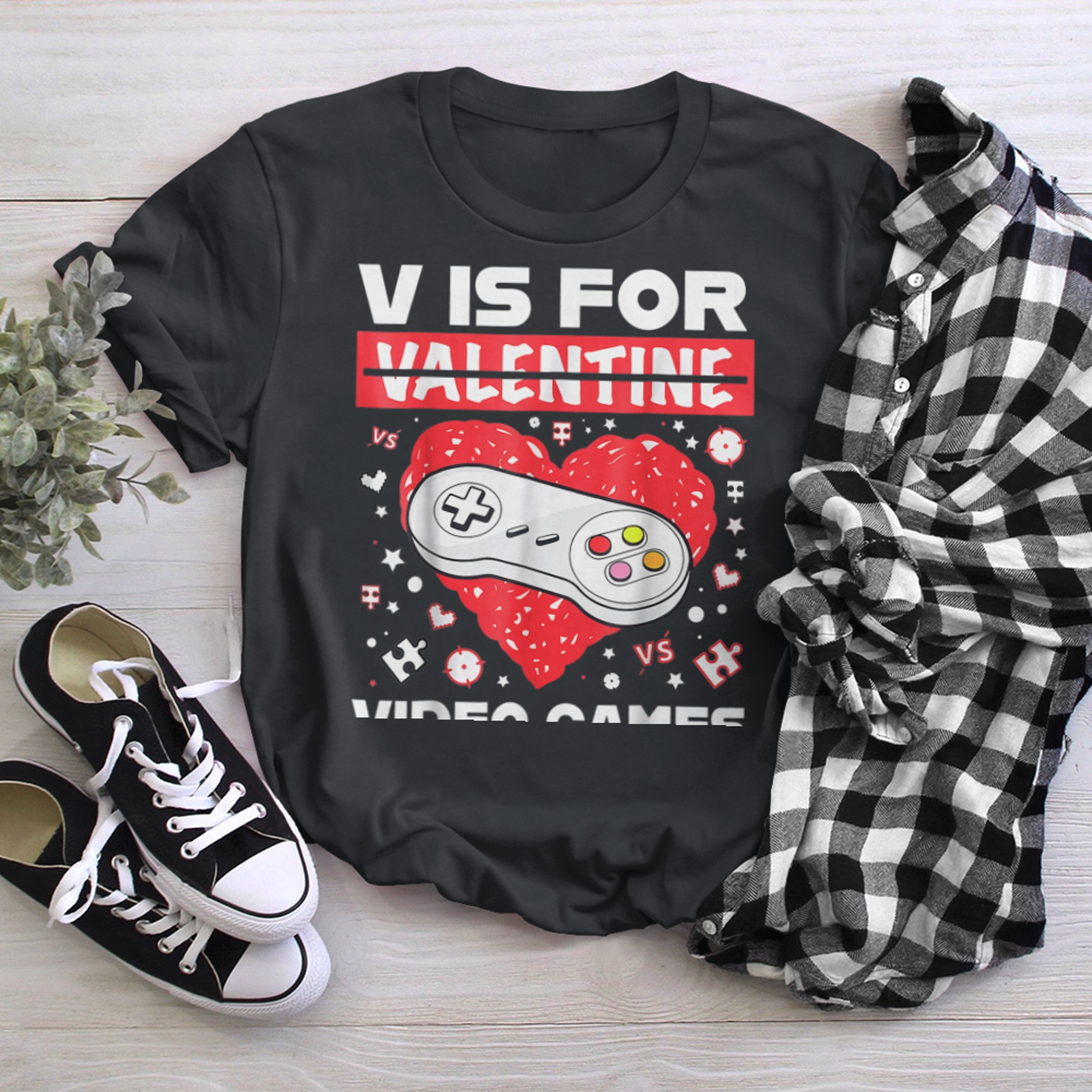 V Is For Valentine Video Games Valentine's Day Men Boy Gamer t-shirt black