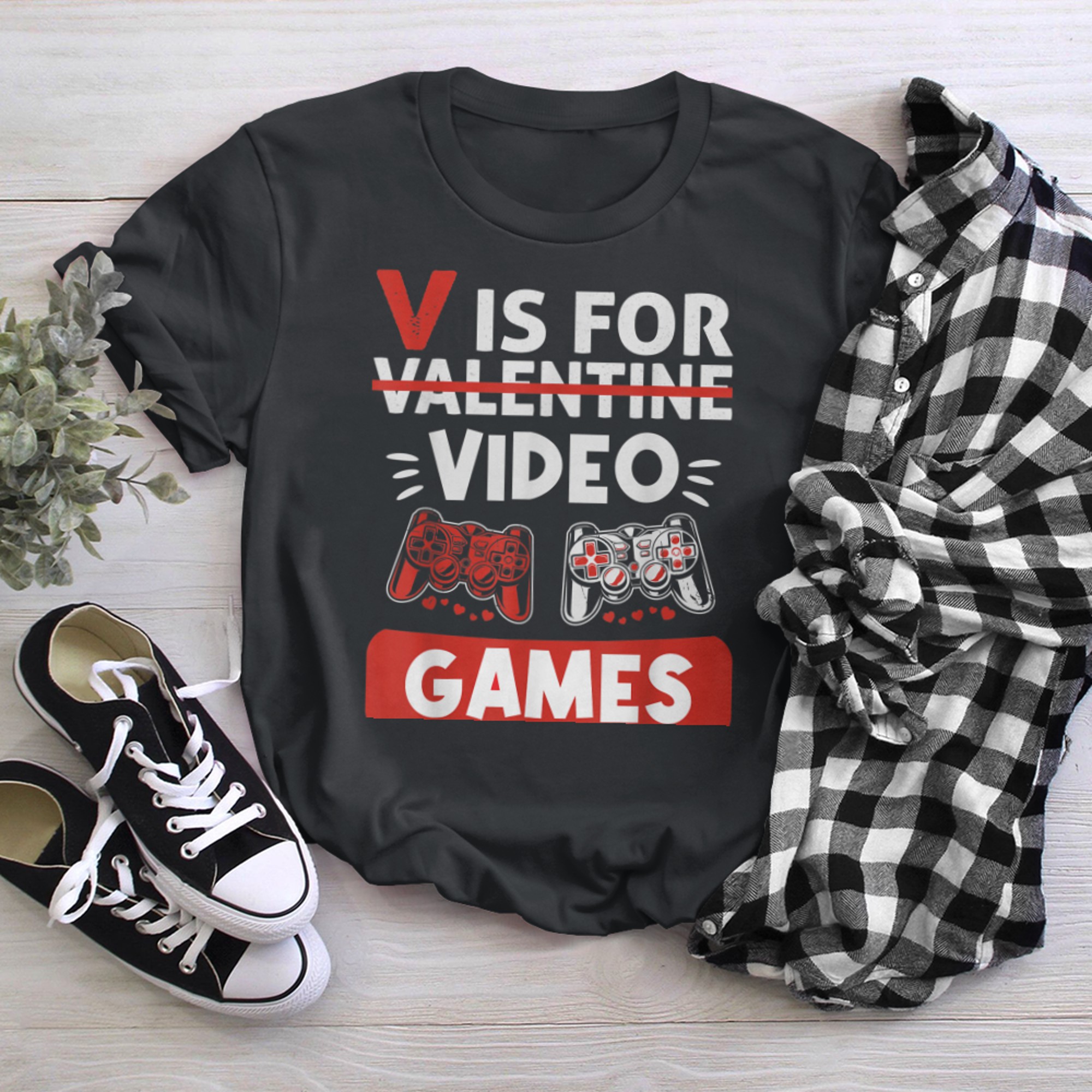 V Is For Valentines Video Games Funny Gamer Boy Men t-shirt black