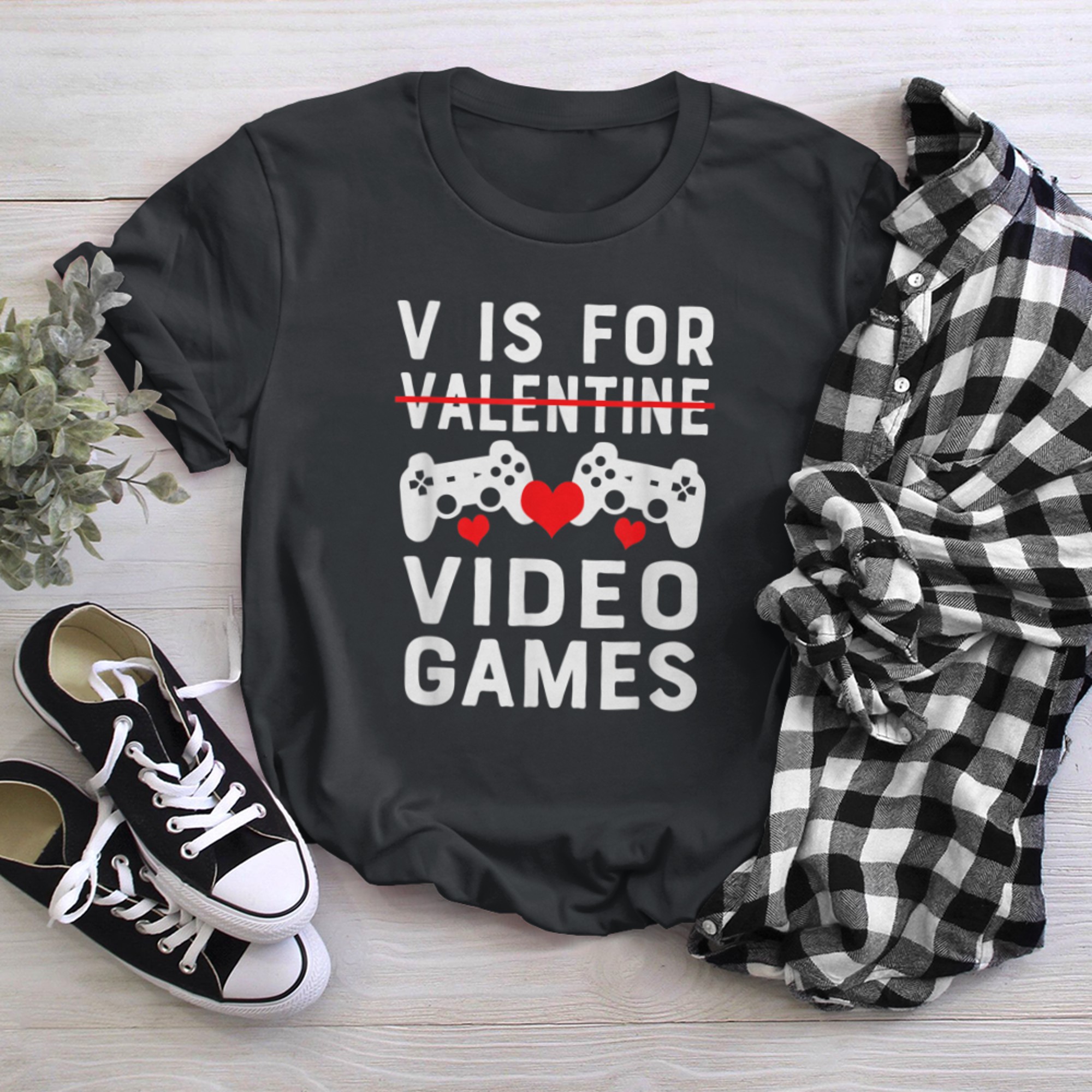 V is for Video Games - Funny Valentines Day Gamer t-shirt black